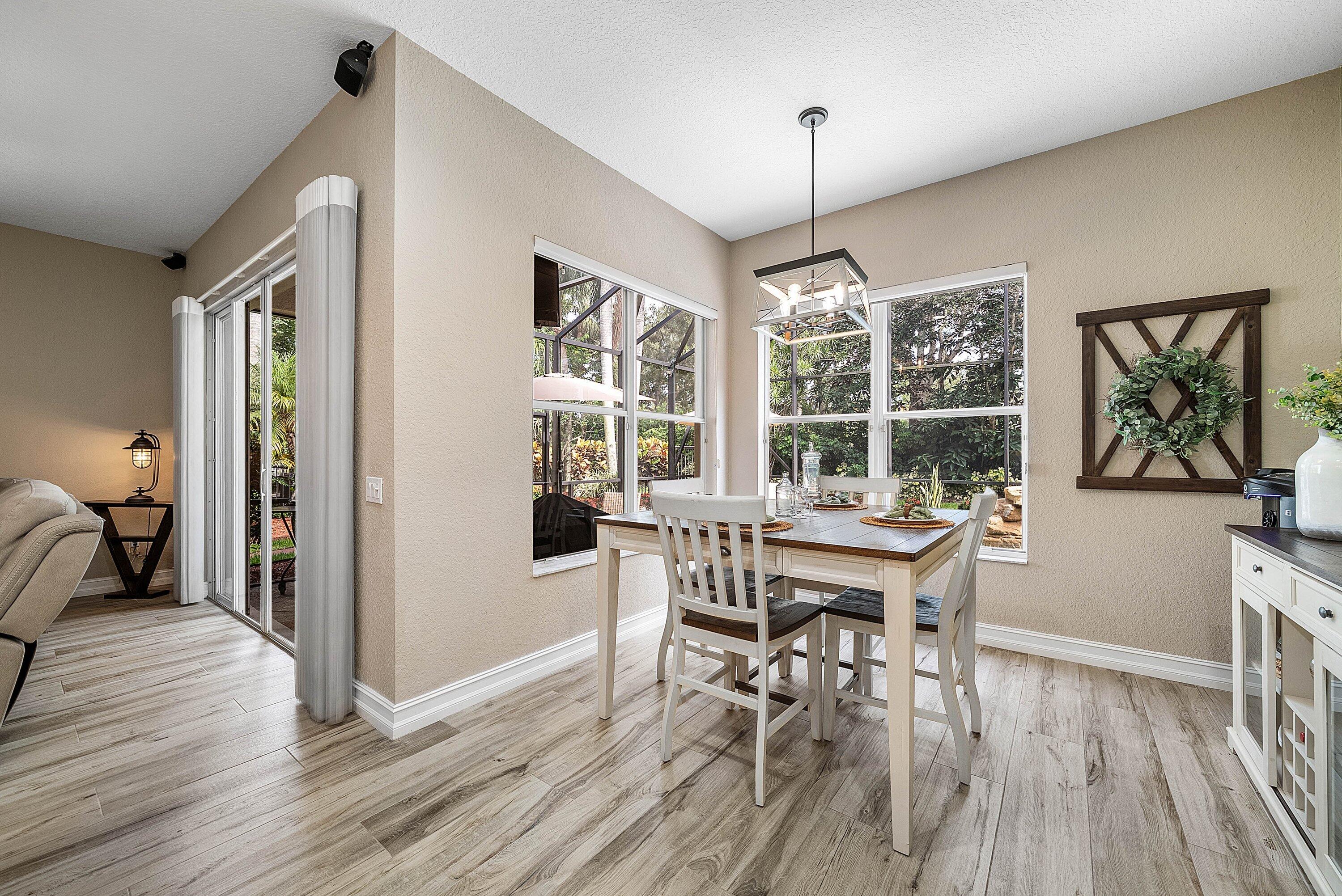 CANYON LAKES - Residential