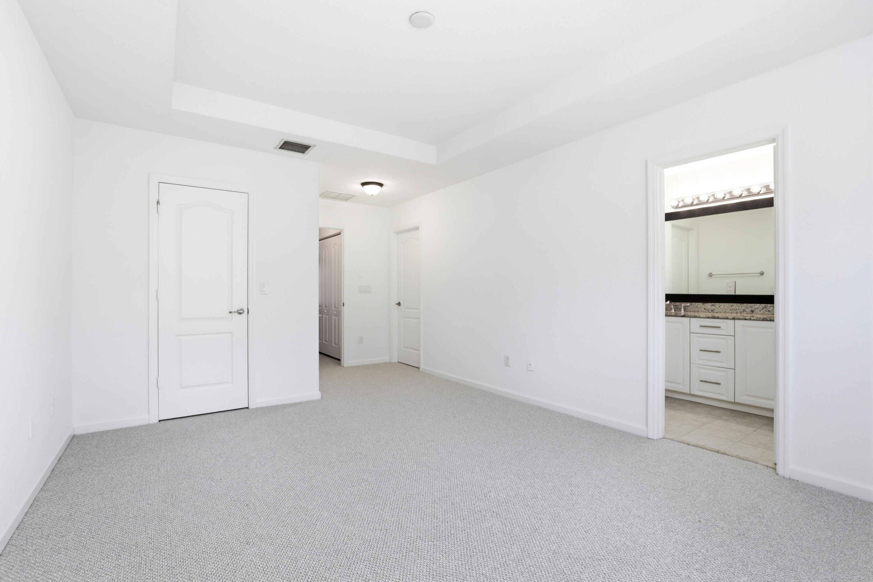 COLONY RESERVE AT LAKE WORTH - Residential