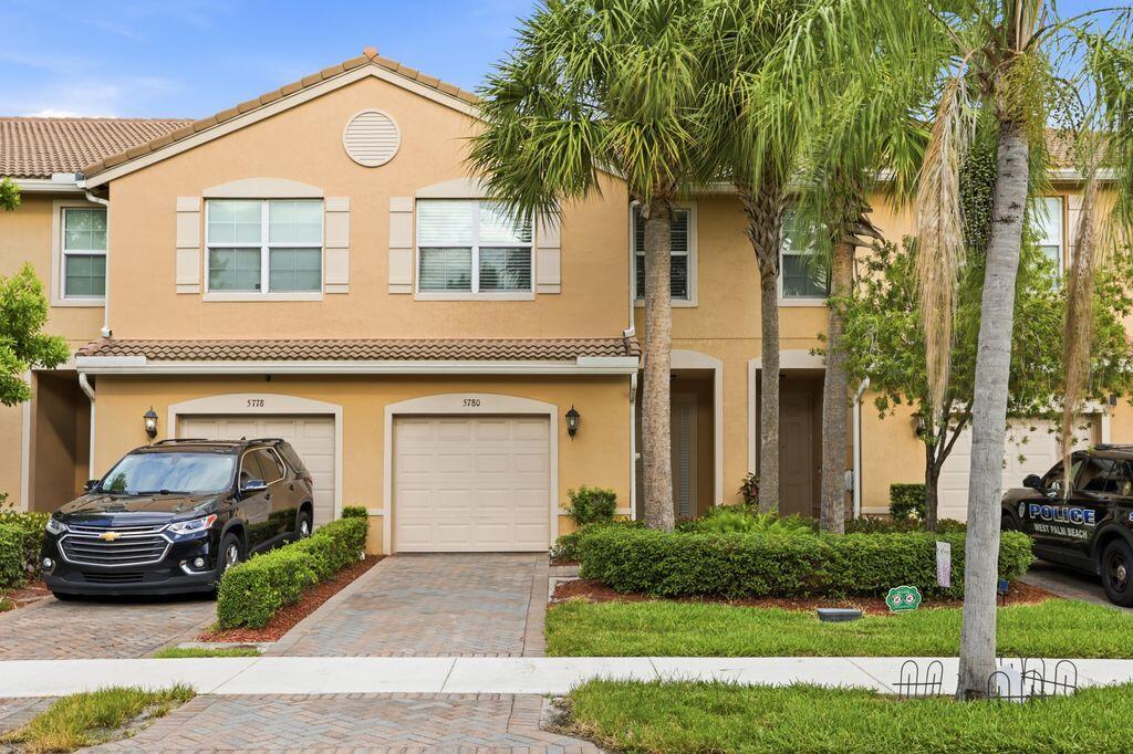 COLONY RESERVE AT LAKE WORTH - Residential