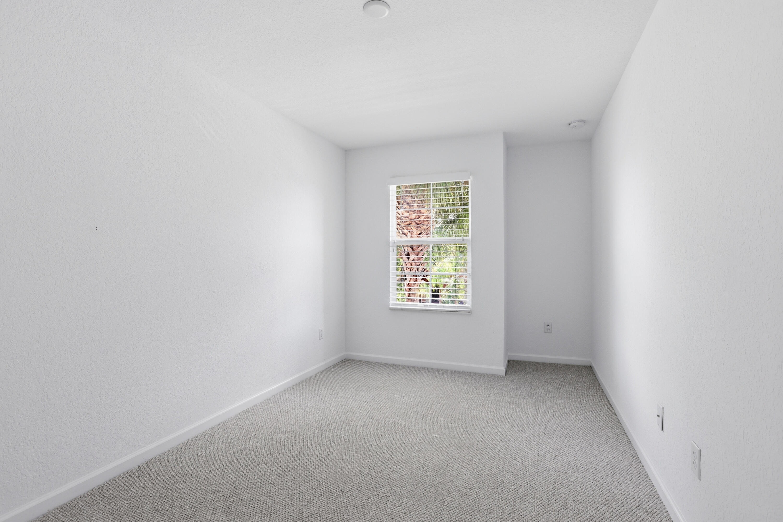 COLONY RESERVE AT LAKE WORTH - Residential