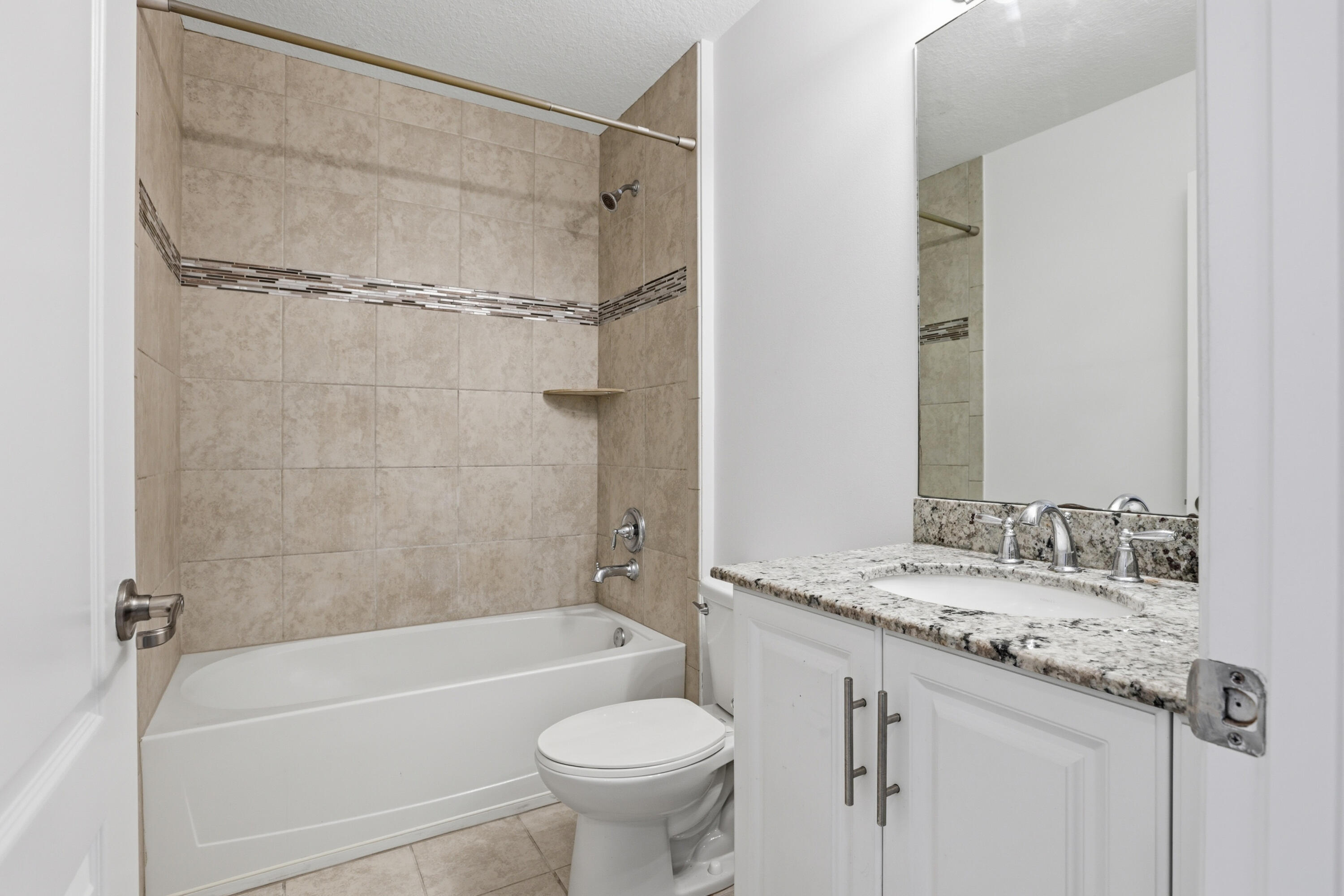 COLONY RESERVE AT LAKE WORTH - Residential