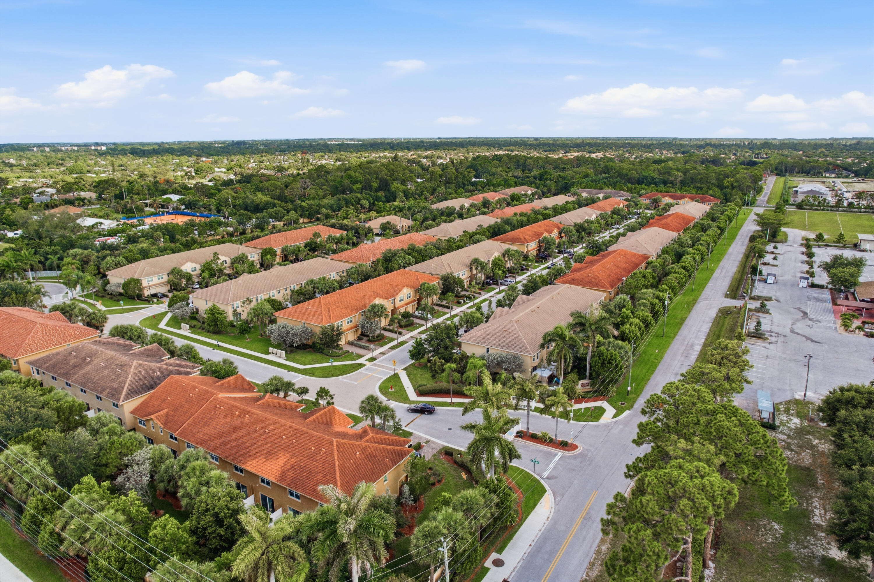 COLONY RESERVE AT LAKE WORTH - Residential