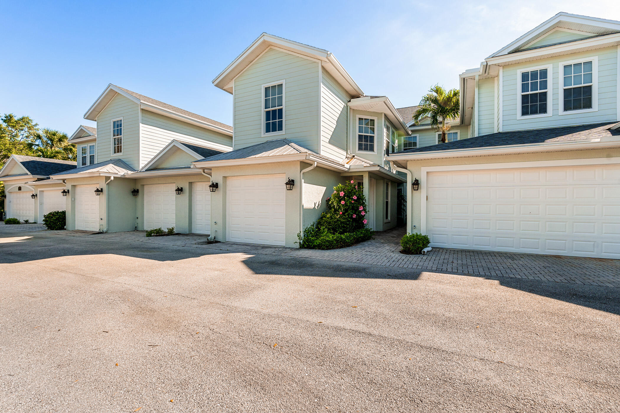 WATER OAK AT INDIAN RIVER CLUB CONDO - Residential