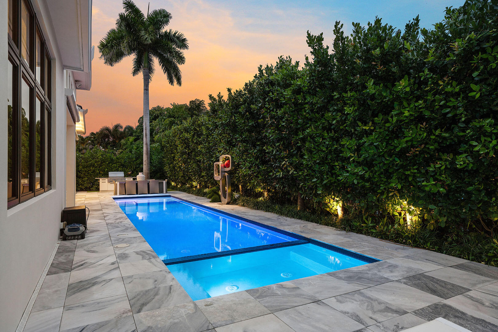 ROYAL PALM YACHT & COUNTRY CLUB - Residential
