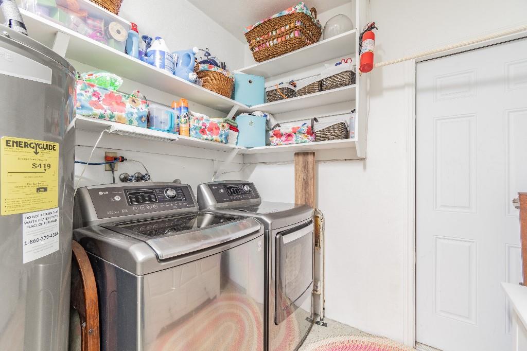 Hollywood Hills 6-22 B - Residential