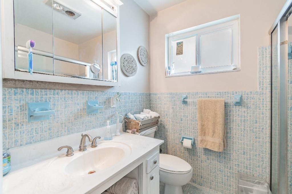 Hollywood Hills 6-22 B - Residential