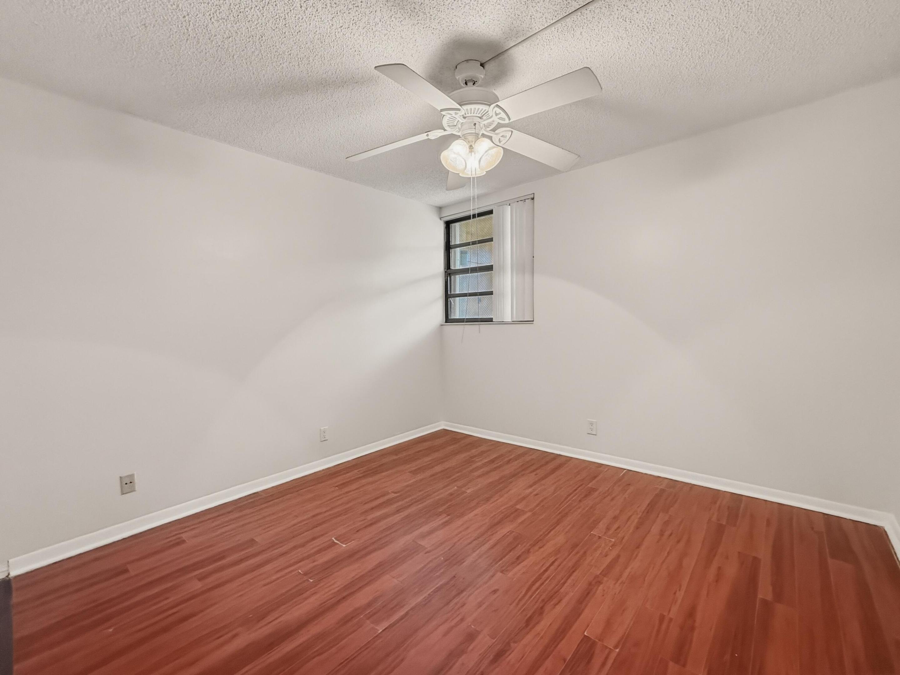 GREENGLADES CONDO III - Residential