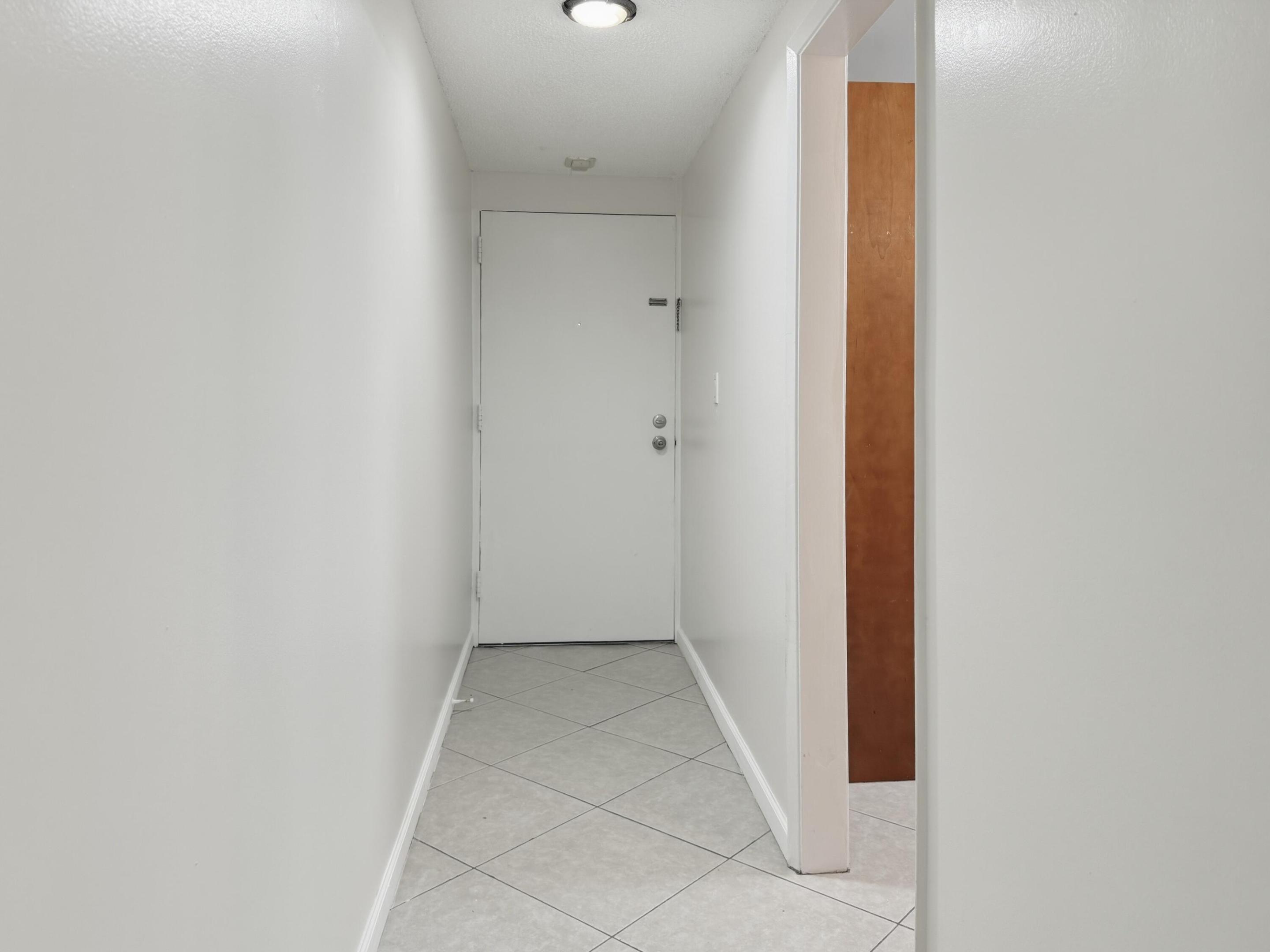 GREENGLADES CONDO III - Residential
