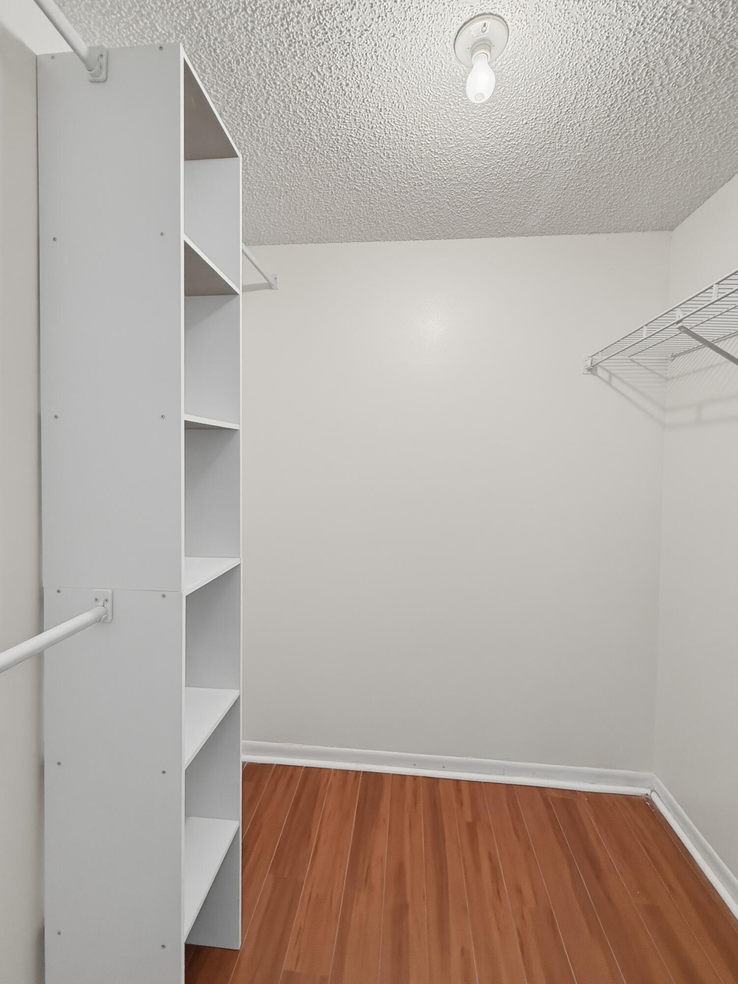GREENGLADES CONDO III - Residential