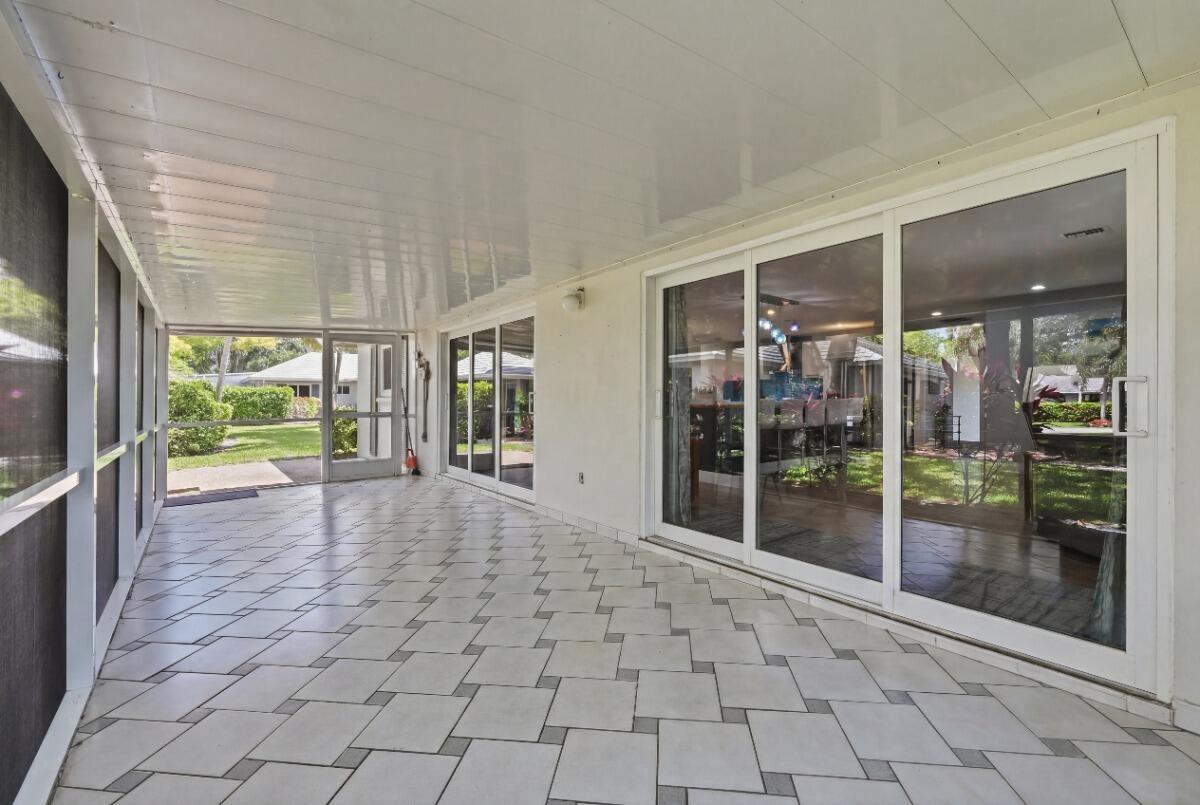 NO 90 PALM-AIRE COUNTRY CLUB - Residential