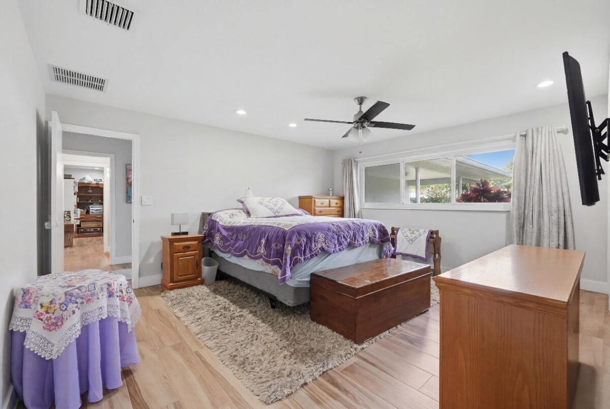 NO 90 PALM-AIRE COUNTRY CLUB - Residential