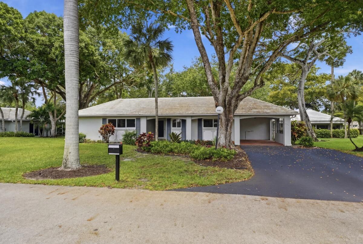 NO 90 PALM-AIRE COUNTRY CLUB - Residential