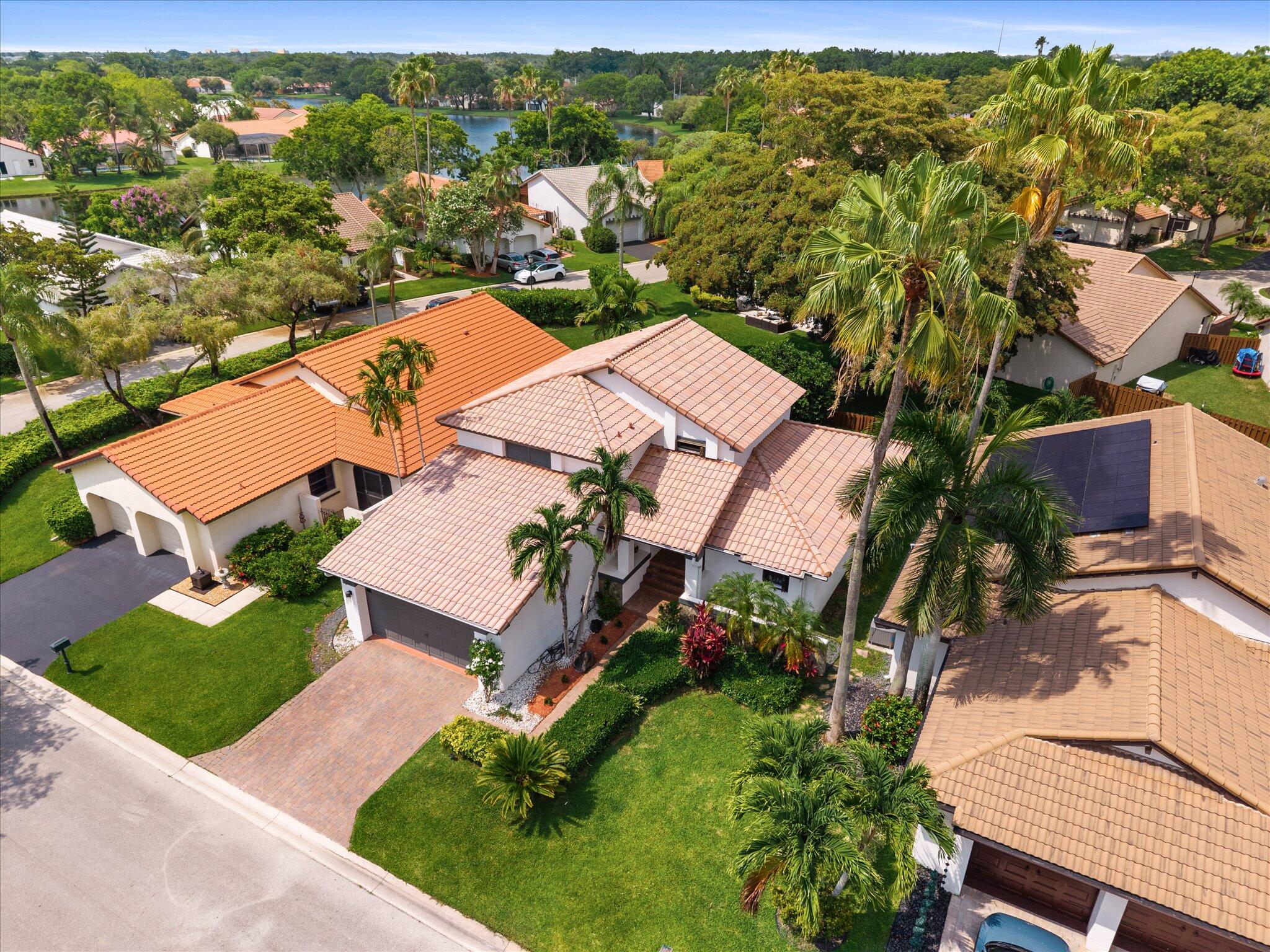 COUNTRY ISLES PATIO HOMES - Residential