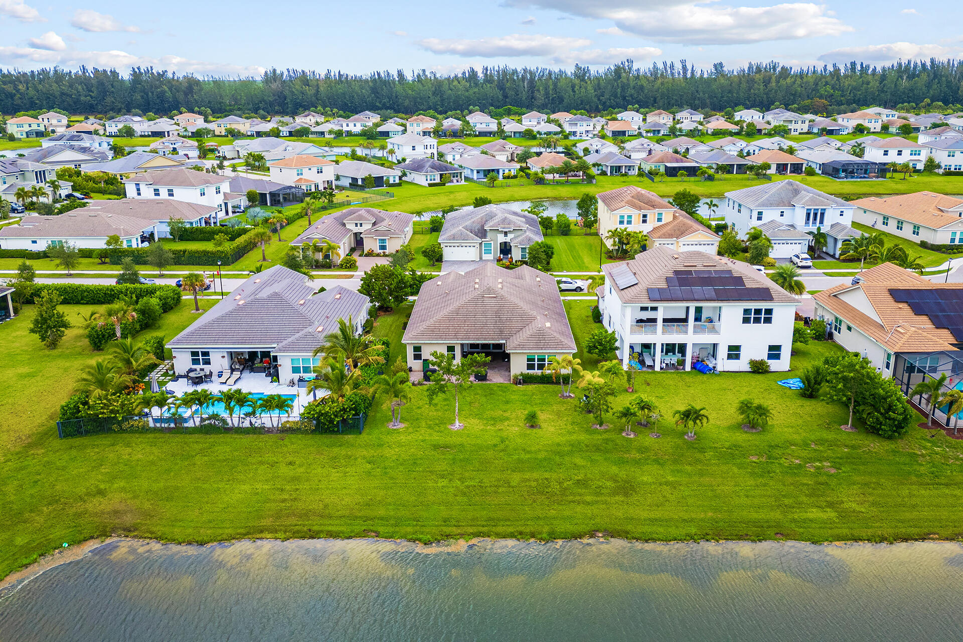 MEADOWS OF WESTLAKE - Residential