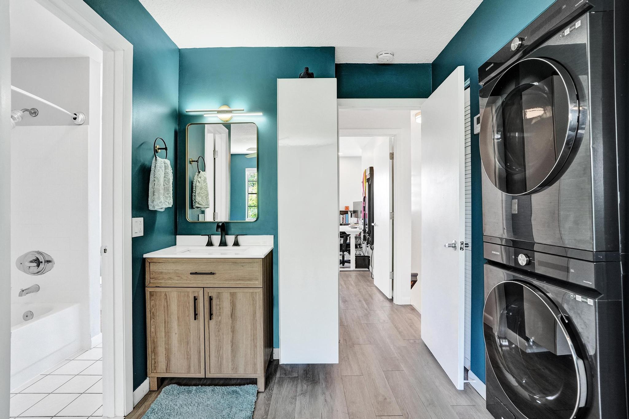 Lakebridge Townhomes - Residential Lease