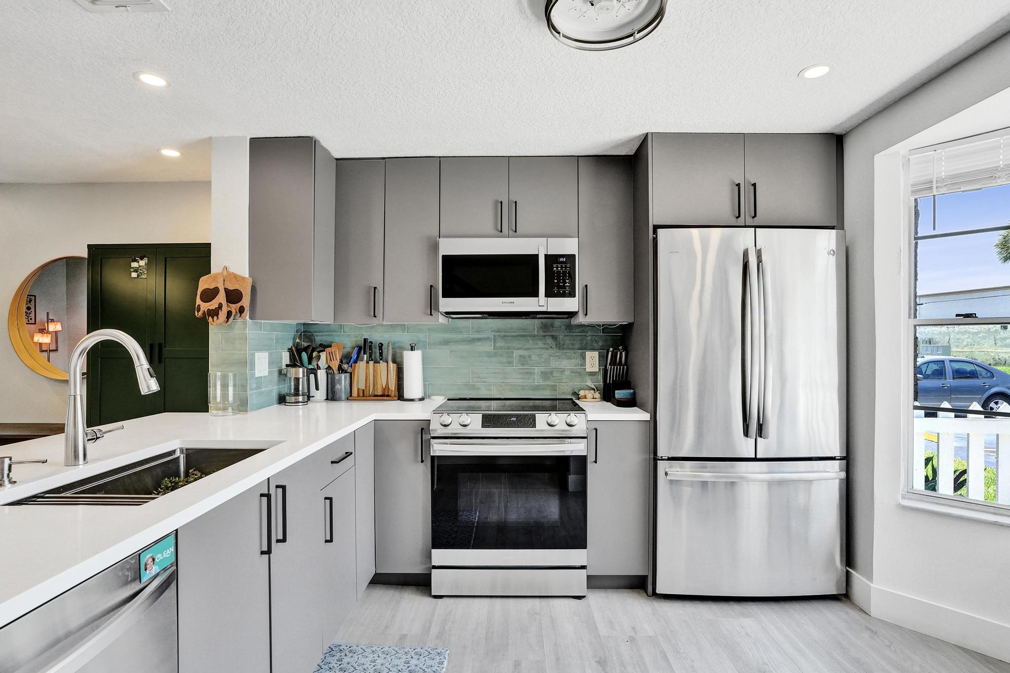 Lakebridge Townhomes - Residential Lease