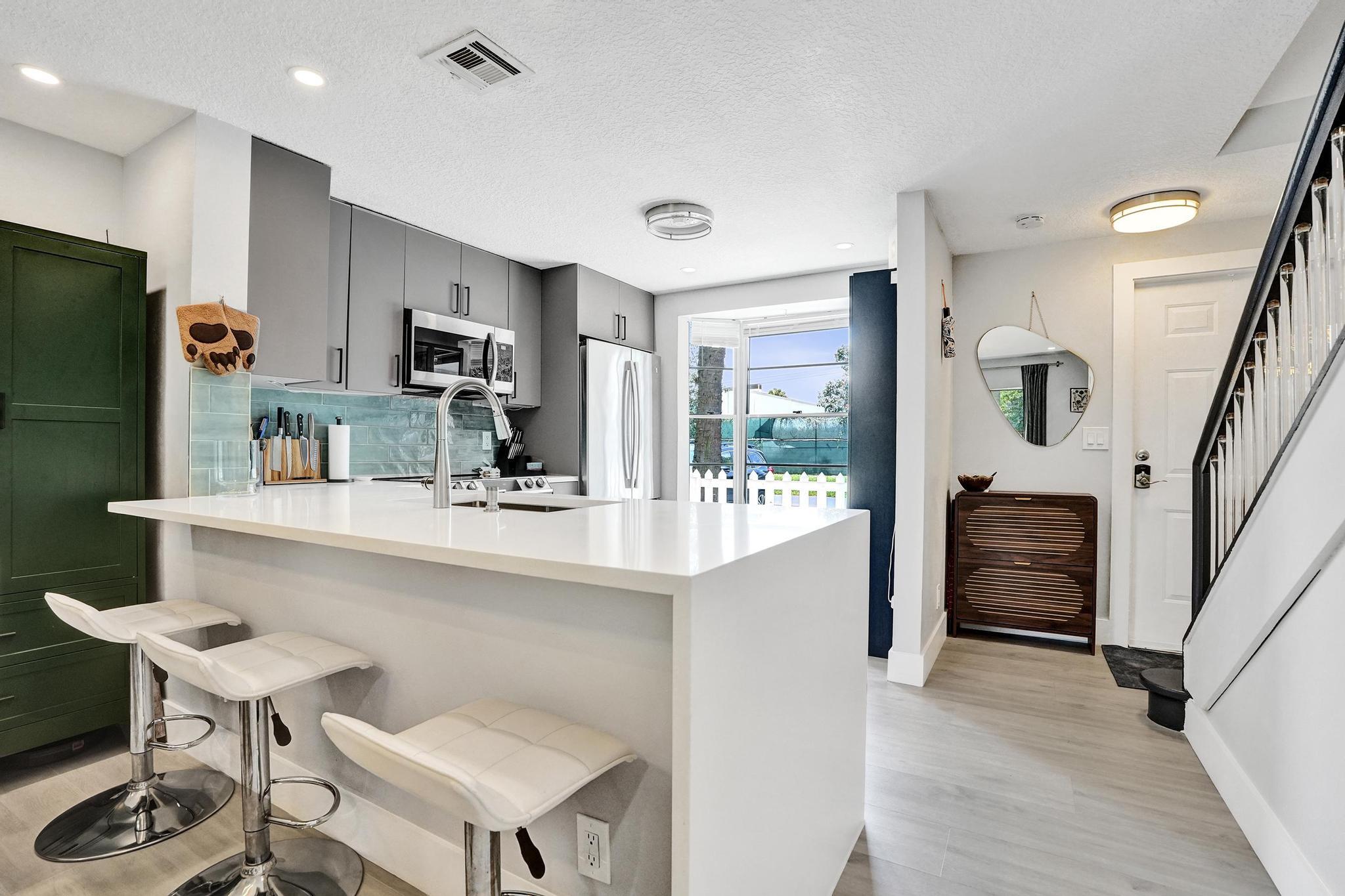 Lakebridge Townhomes - Residential Lease