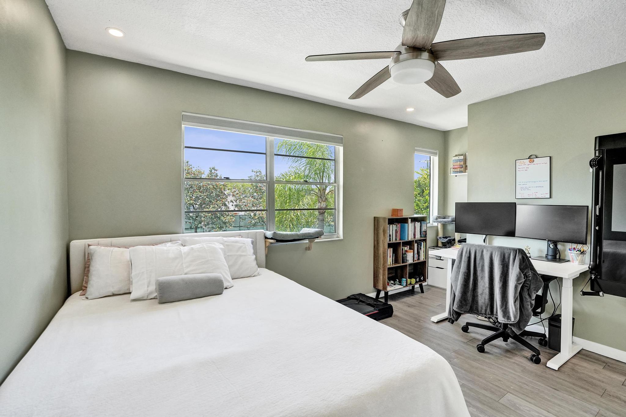 Lakebridge Townhomes - Residential Lease