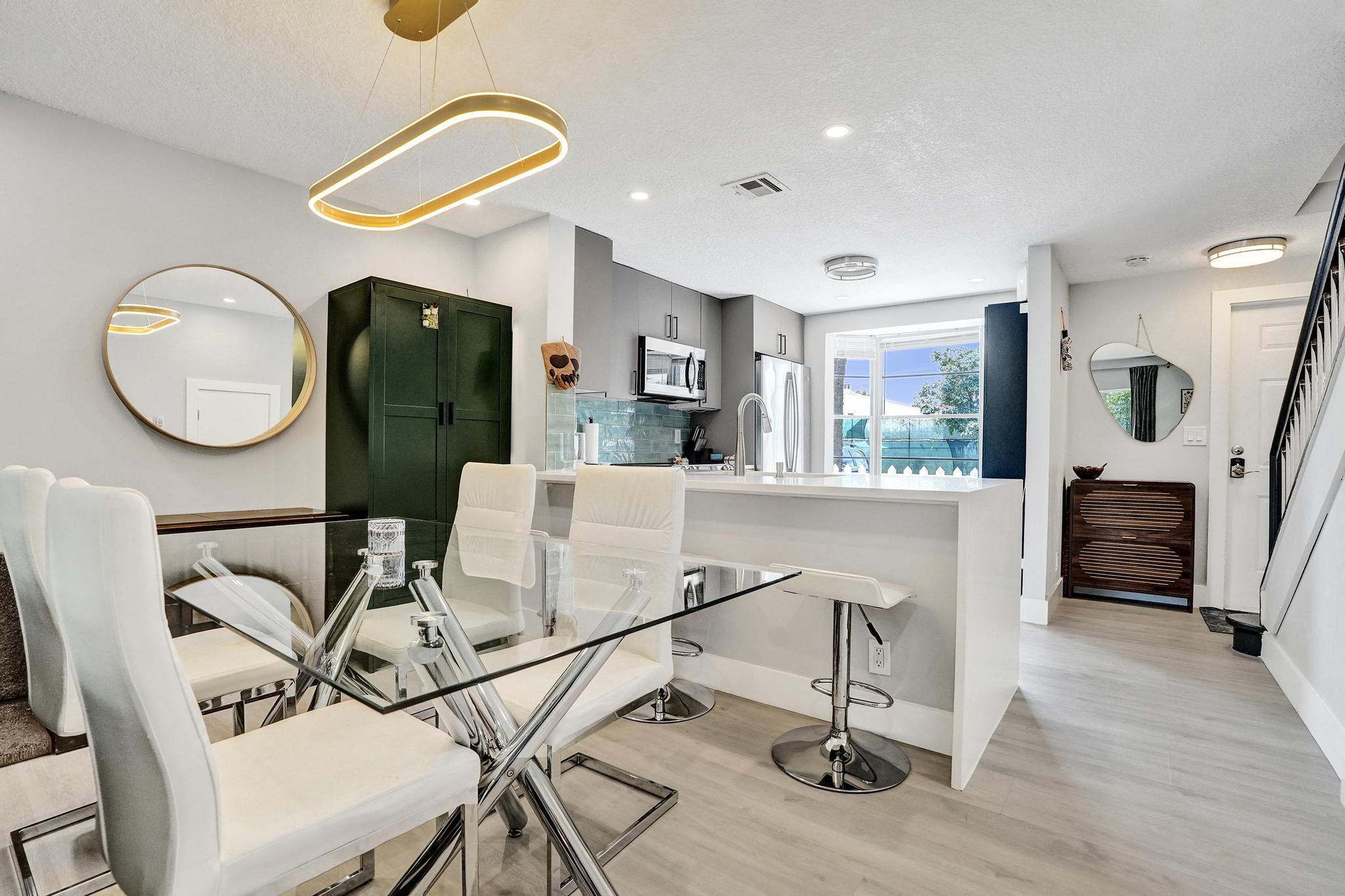 Lakebridge Townhomes - Residential Lease