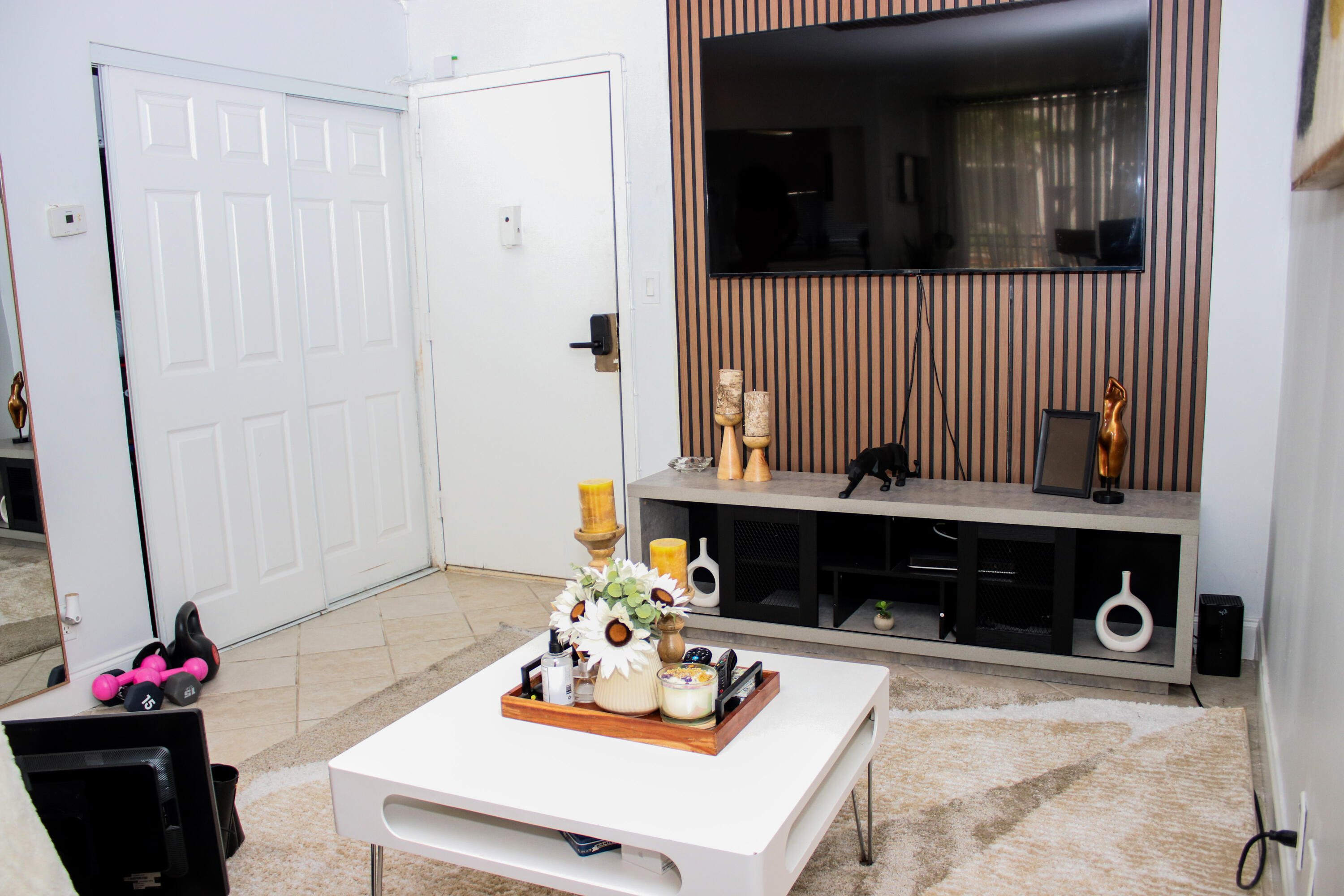 PLAZA OF AMERICAS CONDO PART 3 - Residential