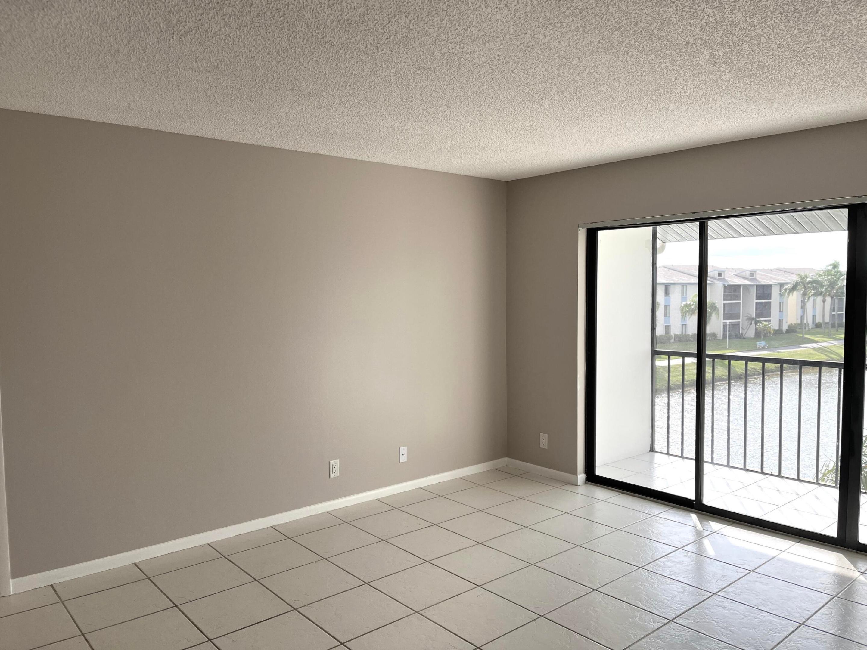 PALM CLUB VILLAGE II CONDO - Residential Lease