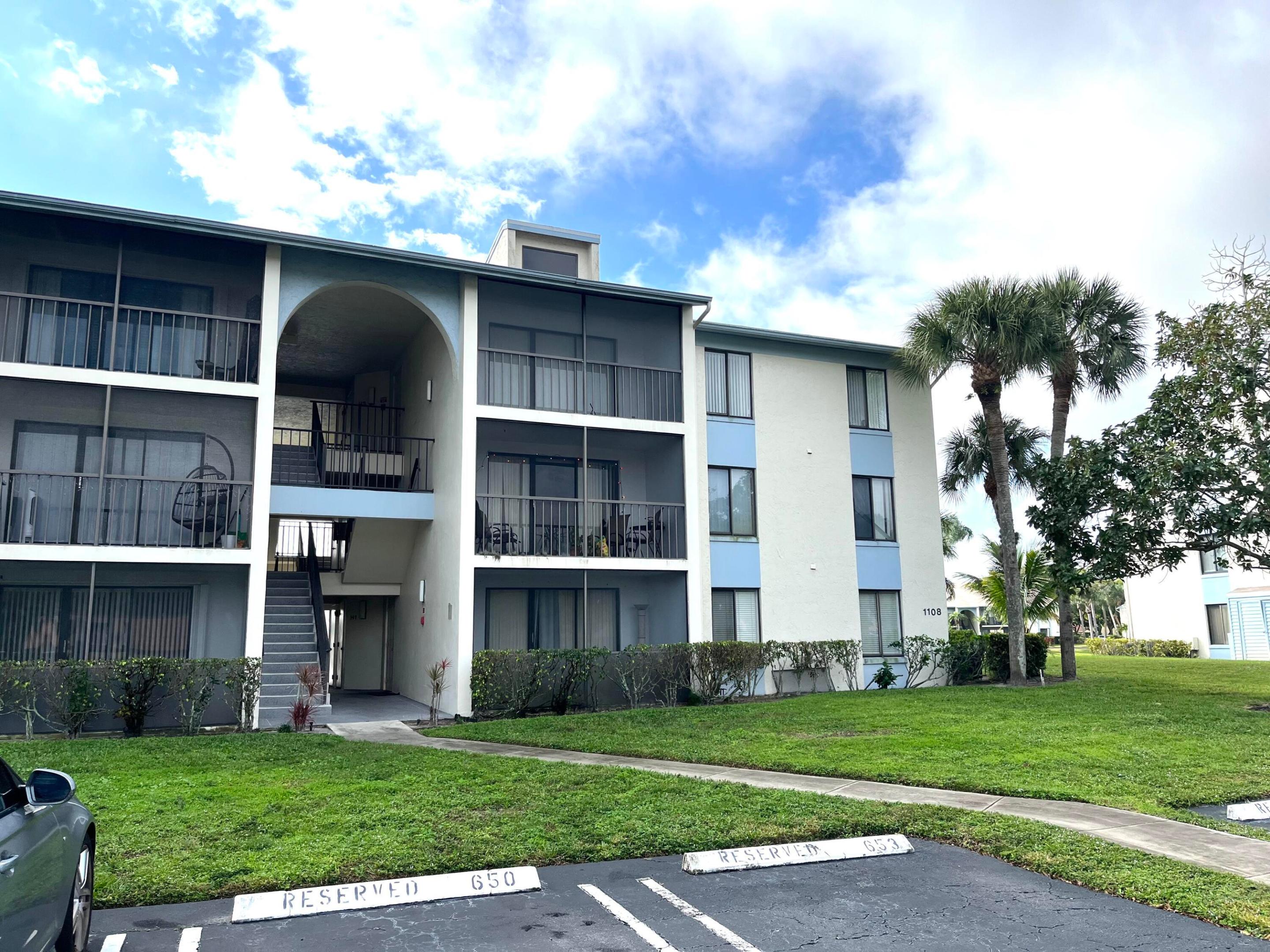 PALM CLUB VILLAGE II CONDO - Residential Lease