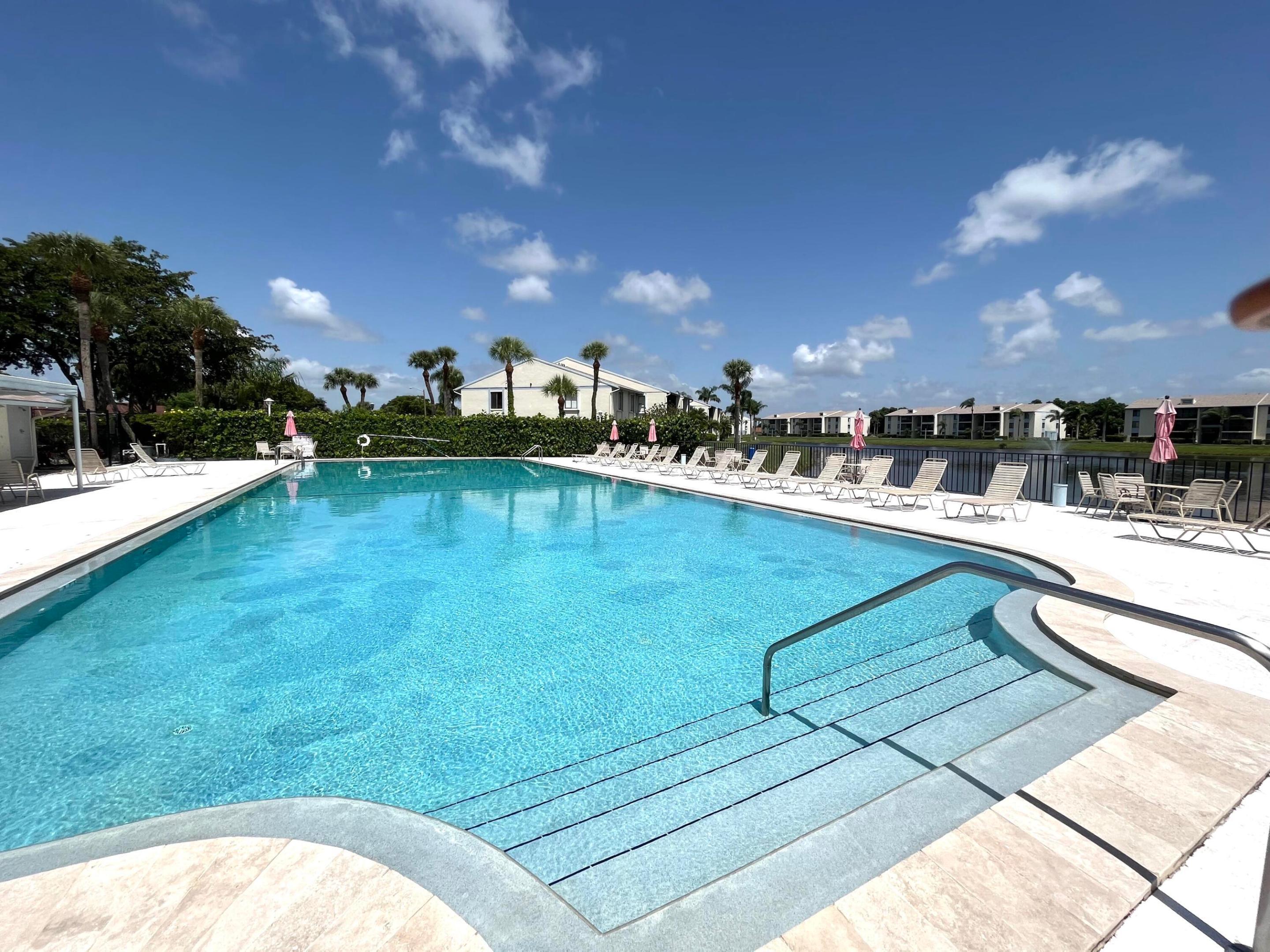 PALM CLUB VILLAGE II CONDO - Residential Lease