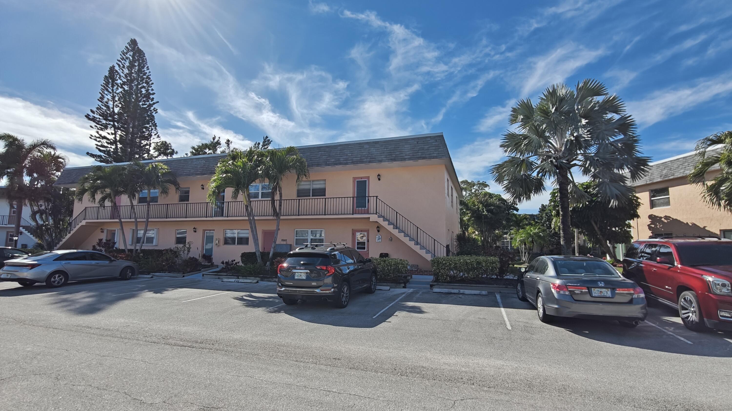 KINGSWOOD CONDO - Residential Lease
