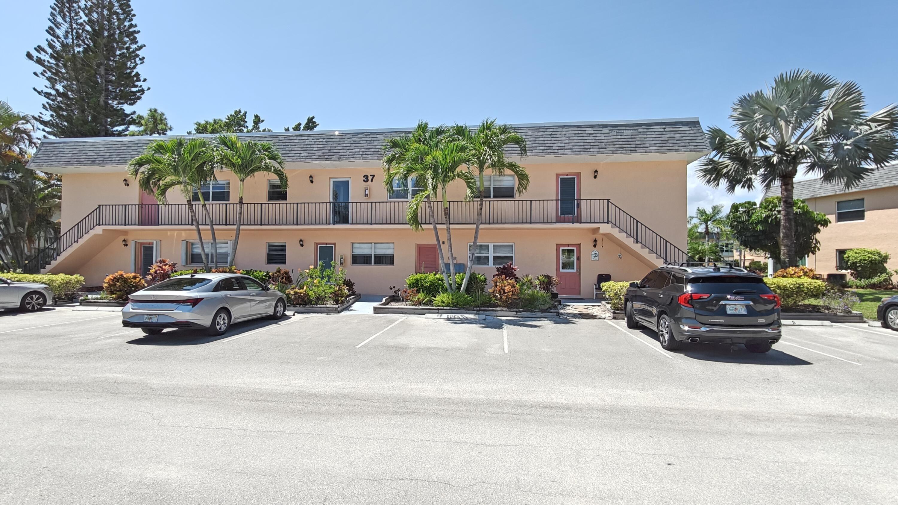 KINGSWOOD CONDO - Residential Lease