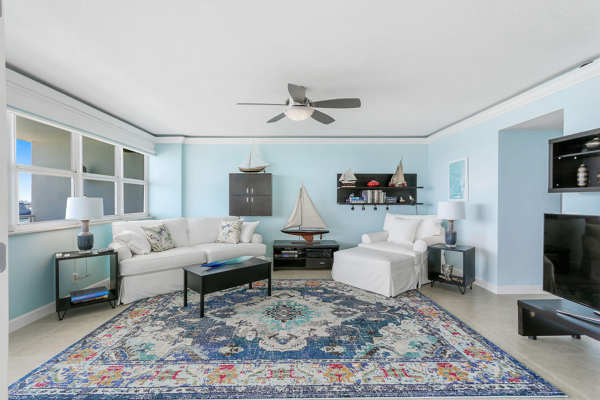 EVERGLADES HOUSE CONDO - Residential Lease