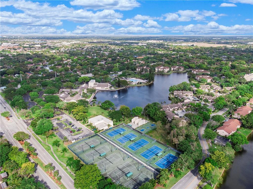Baywood Village II-D - Residential