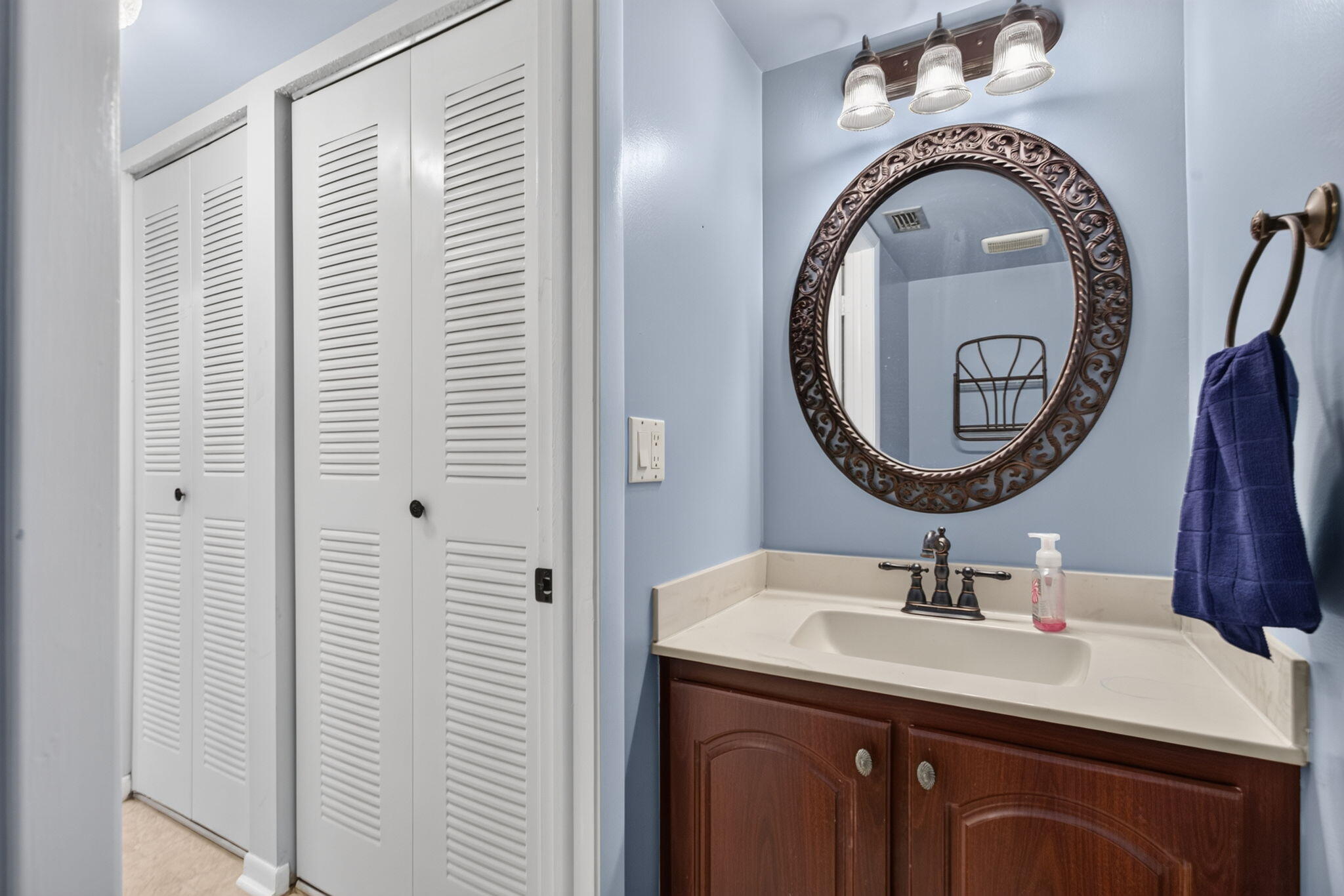 VILLAS OF PLANTATION - Residential