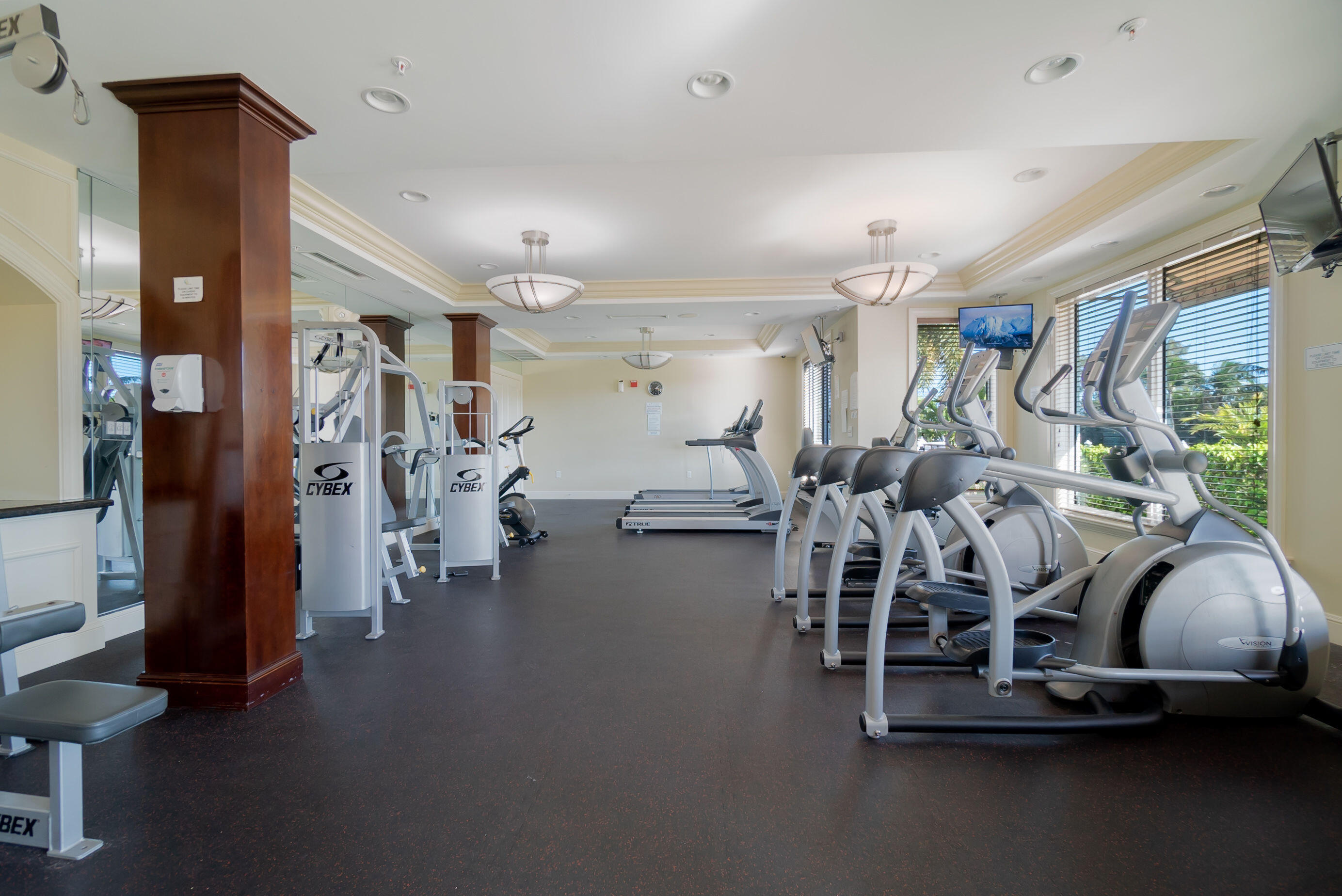 MOORINGS AT LANTANA CONDO 2 - Residential Lease
