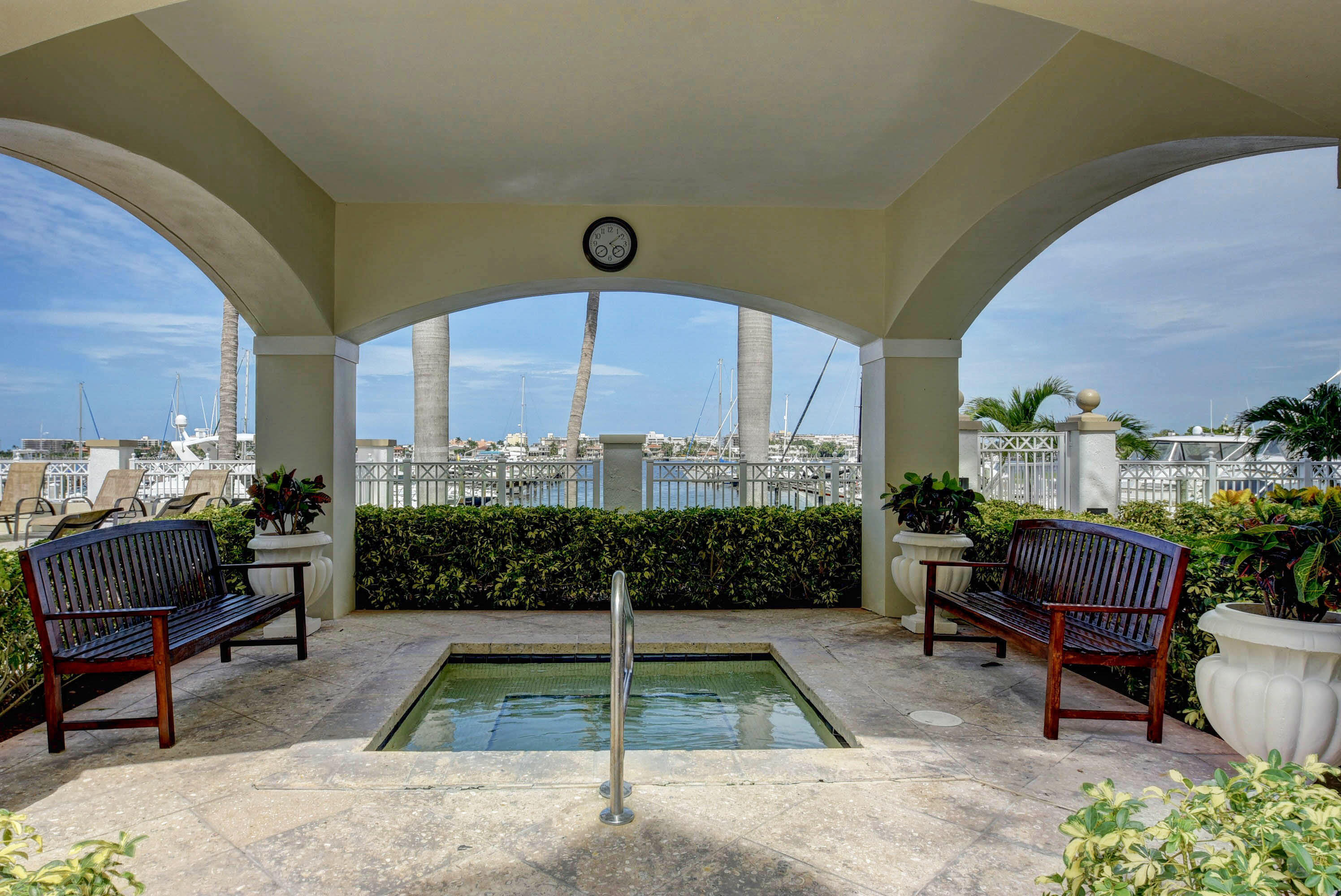 MOORINGS AT LANTANA CONDO 2 - Residential Lease