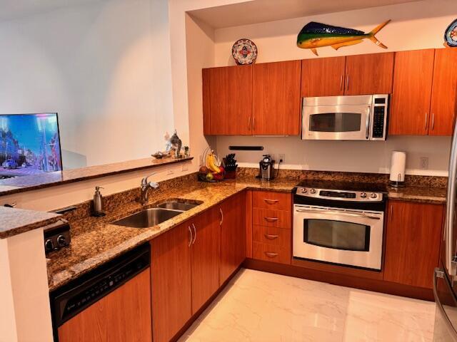 MOORINGS AT LANTANA CONDO 2 - Residential Lease