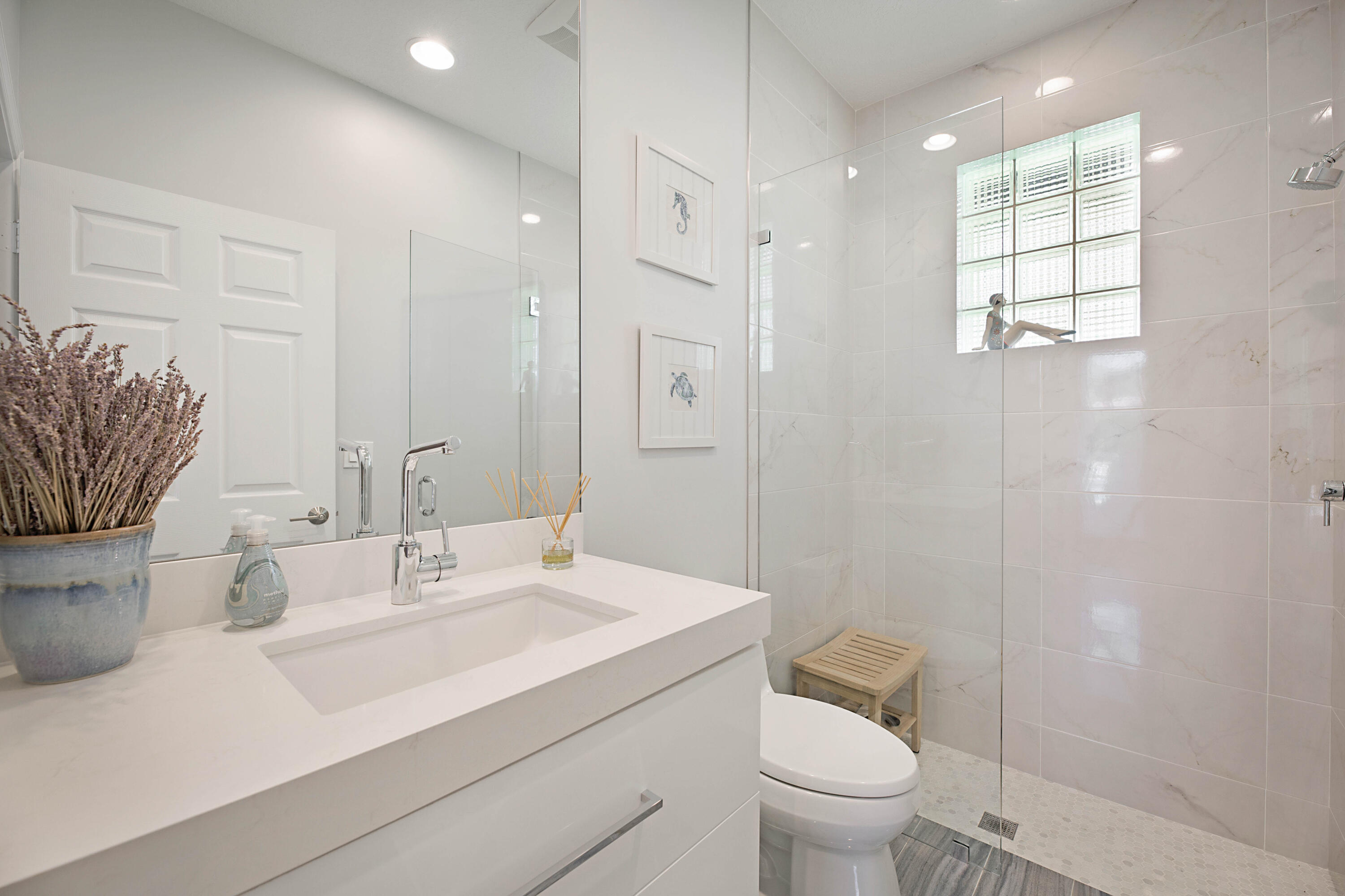 KENSINGTON - Residential