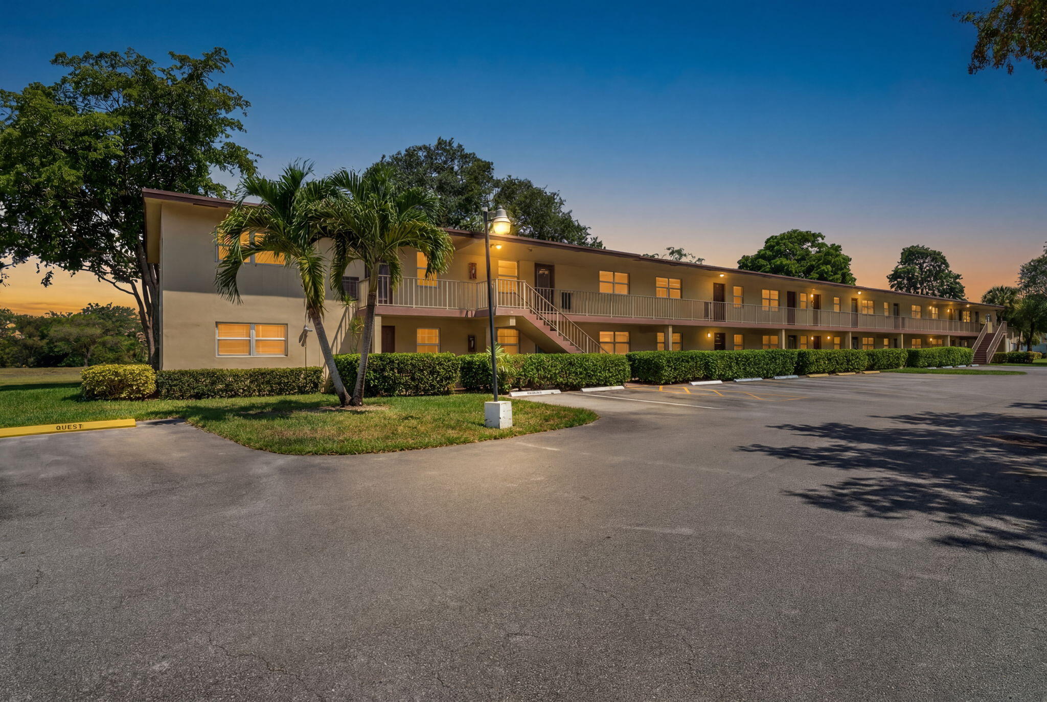 ORIOLE GARDENS THREE 90 CONDO - Residential