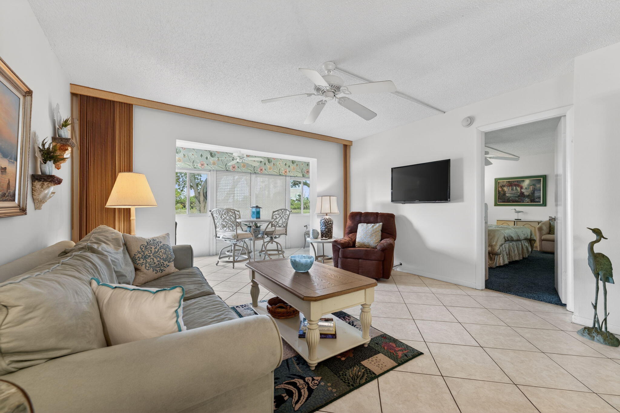 ORIOLE GARDENS THREE 90 CONDO - Residential