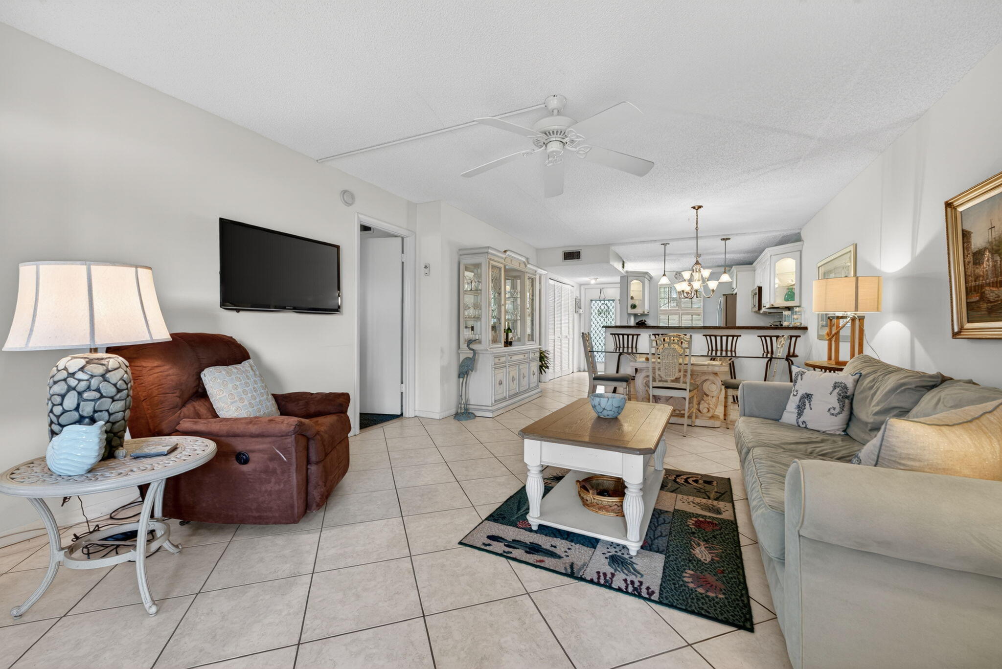 ORIOLE GARDENS THREE 90 CONDO - Residential