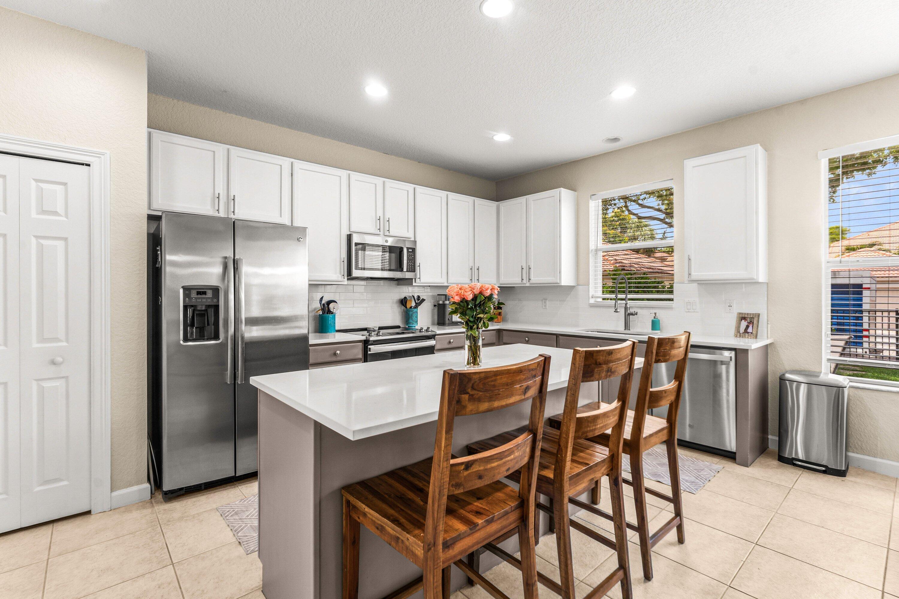 GABLES AT NORTHLAKE 1 - Residential