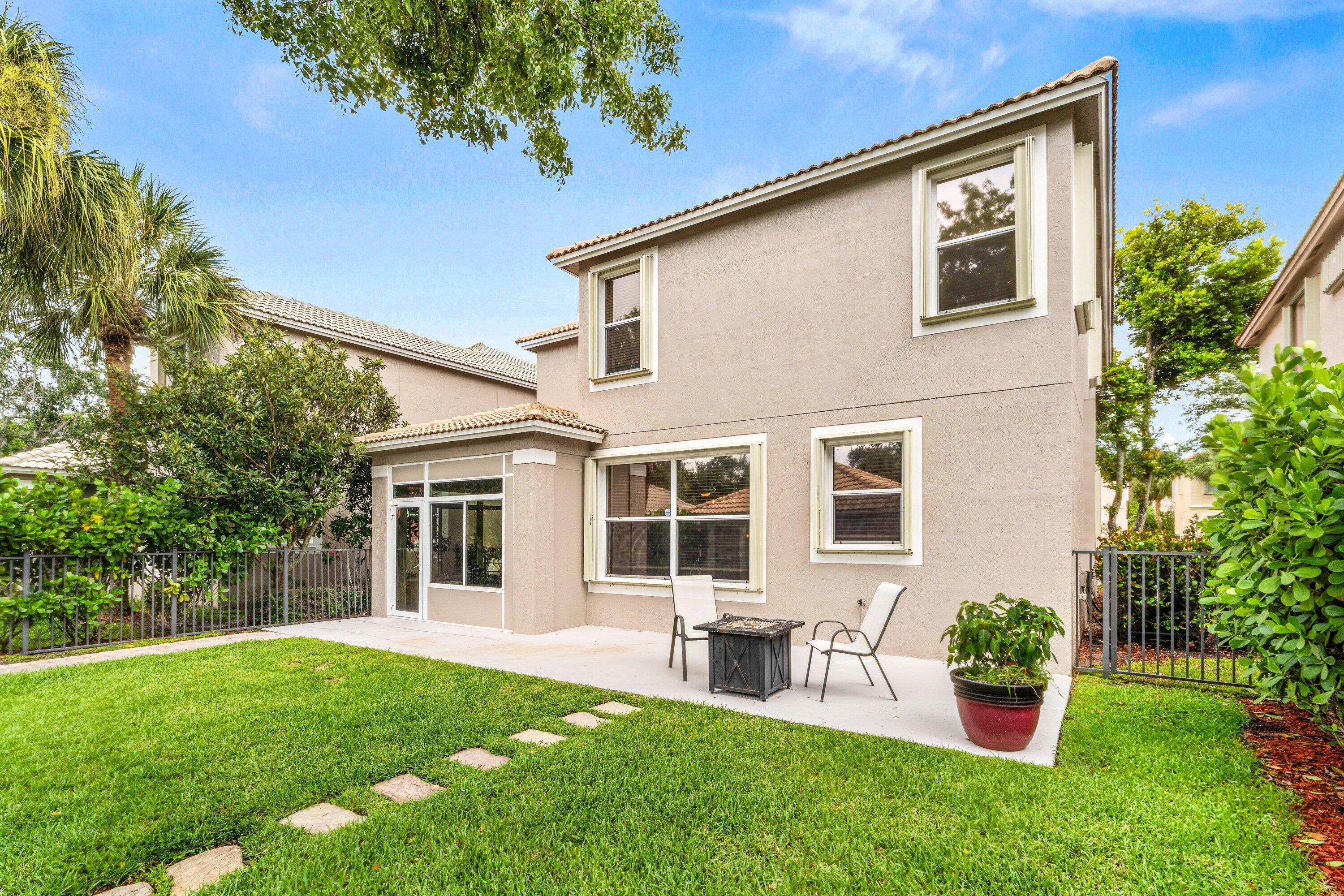 GABLES AT NORTHLAKE 1 - Residential