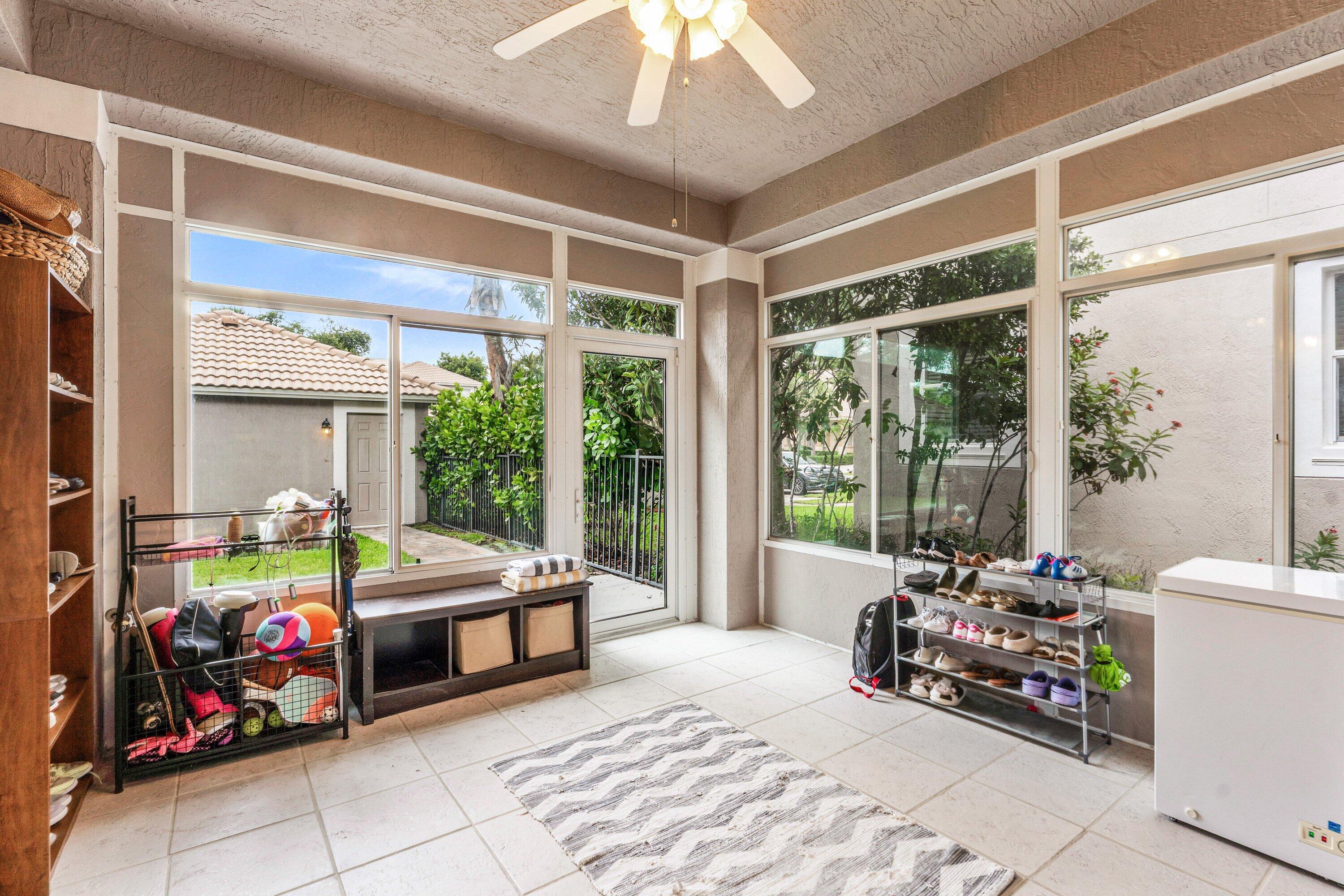 GABLES AT NORTHLAKE 1 - Residential