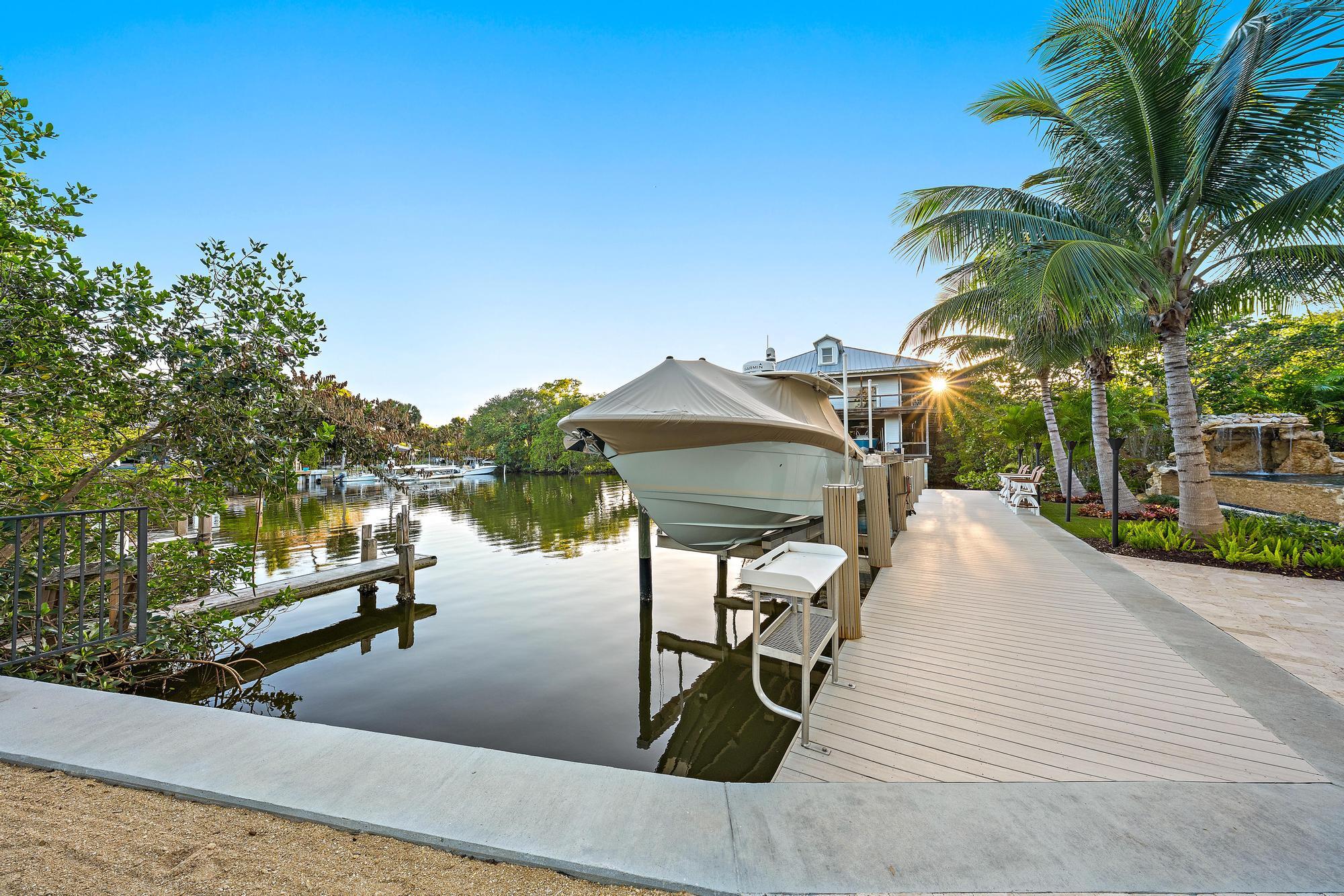 COVE HARBOR - Residential