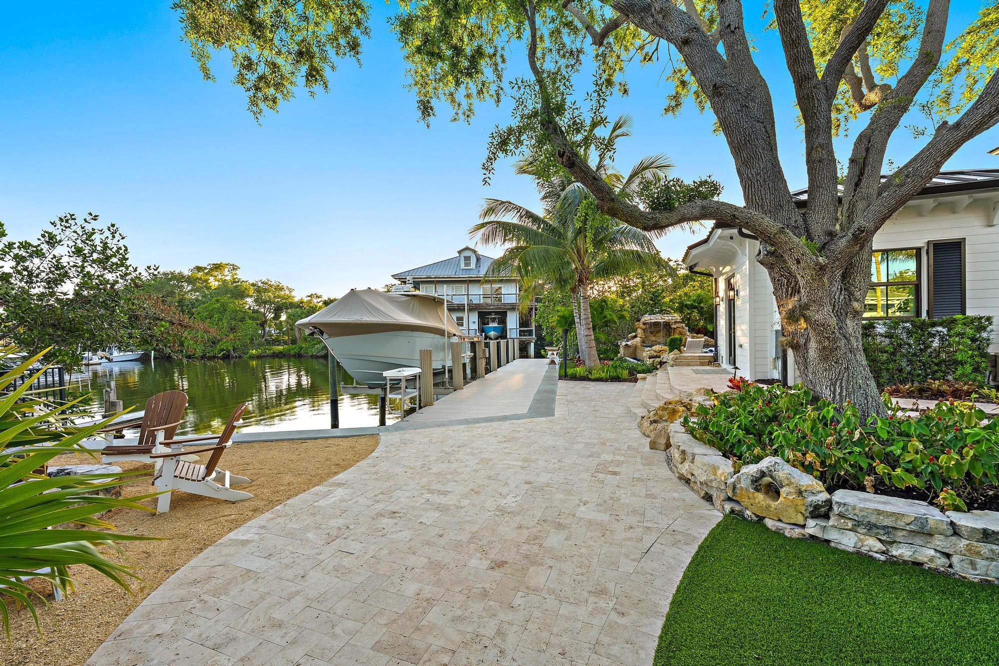 COVE HARBOR - Residential