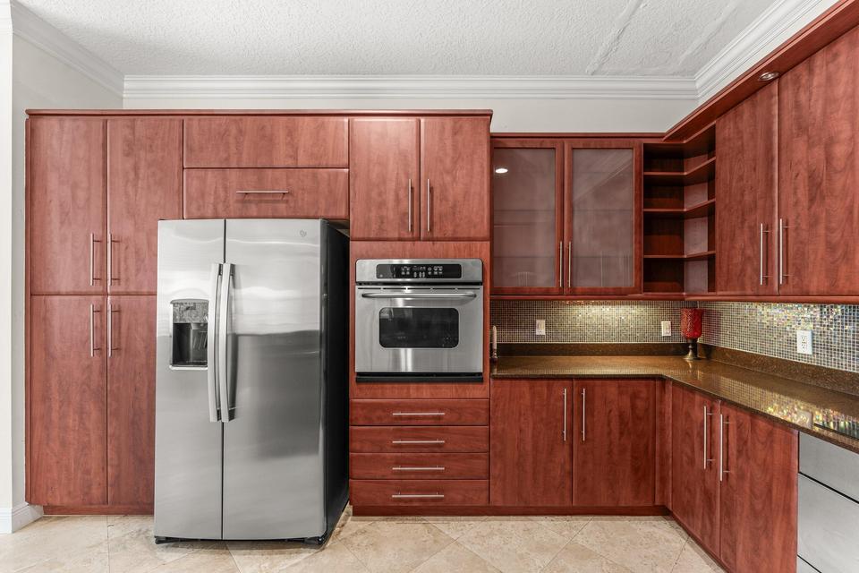 TUSCANY VILLAGE - Residential Lease
