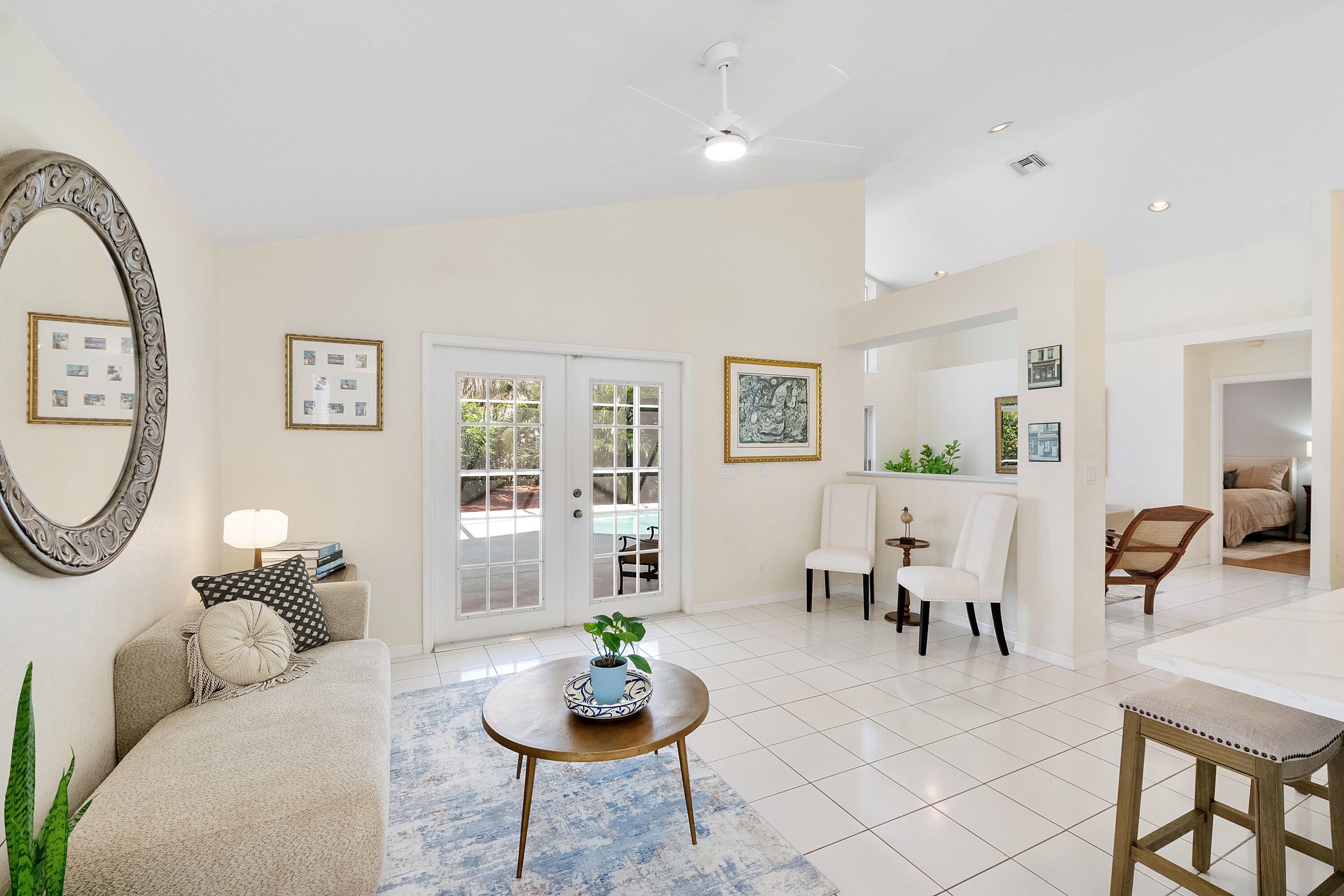 COUNTRY ISLES COVE - Residential