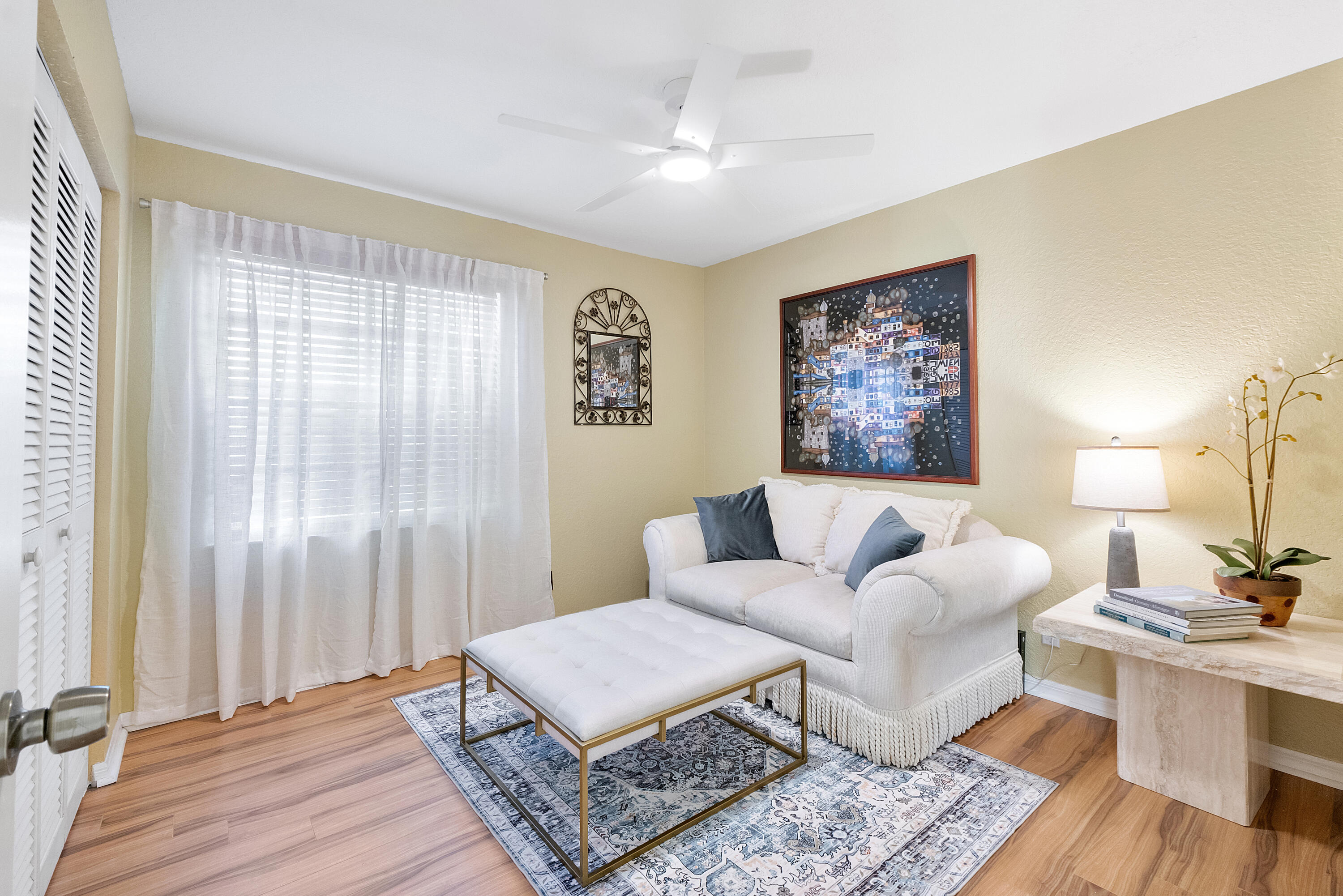 COUNTRY ISLES COVE - Residential