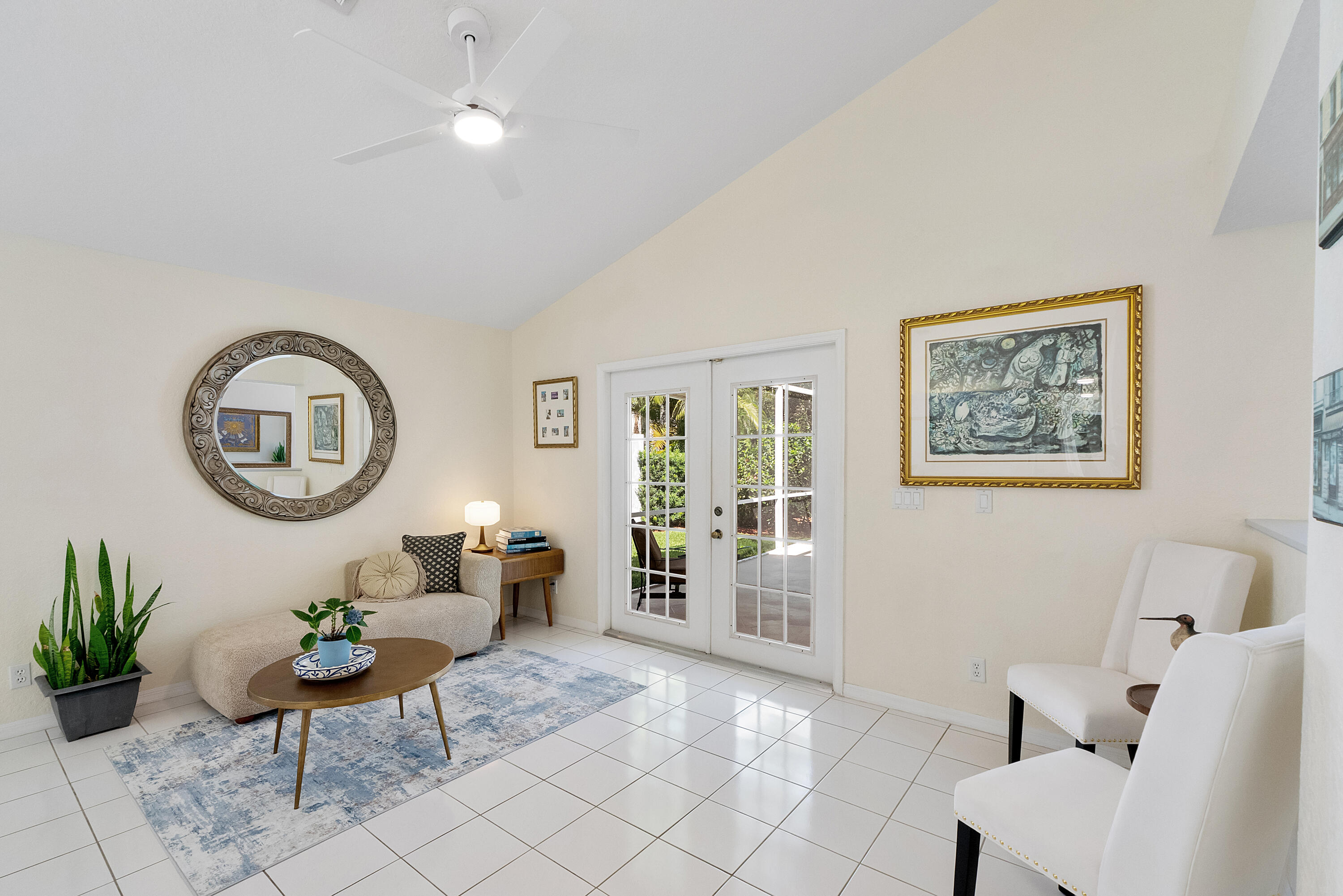 COUNTRY ISLES COVE - Residential
