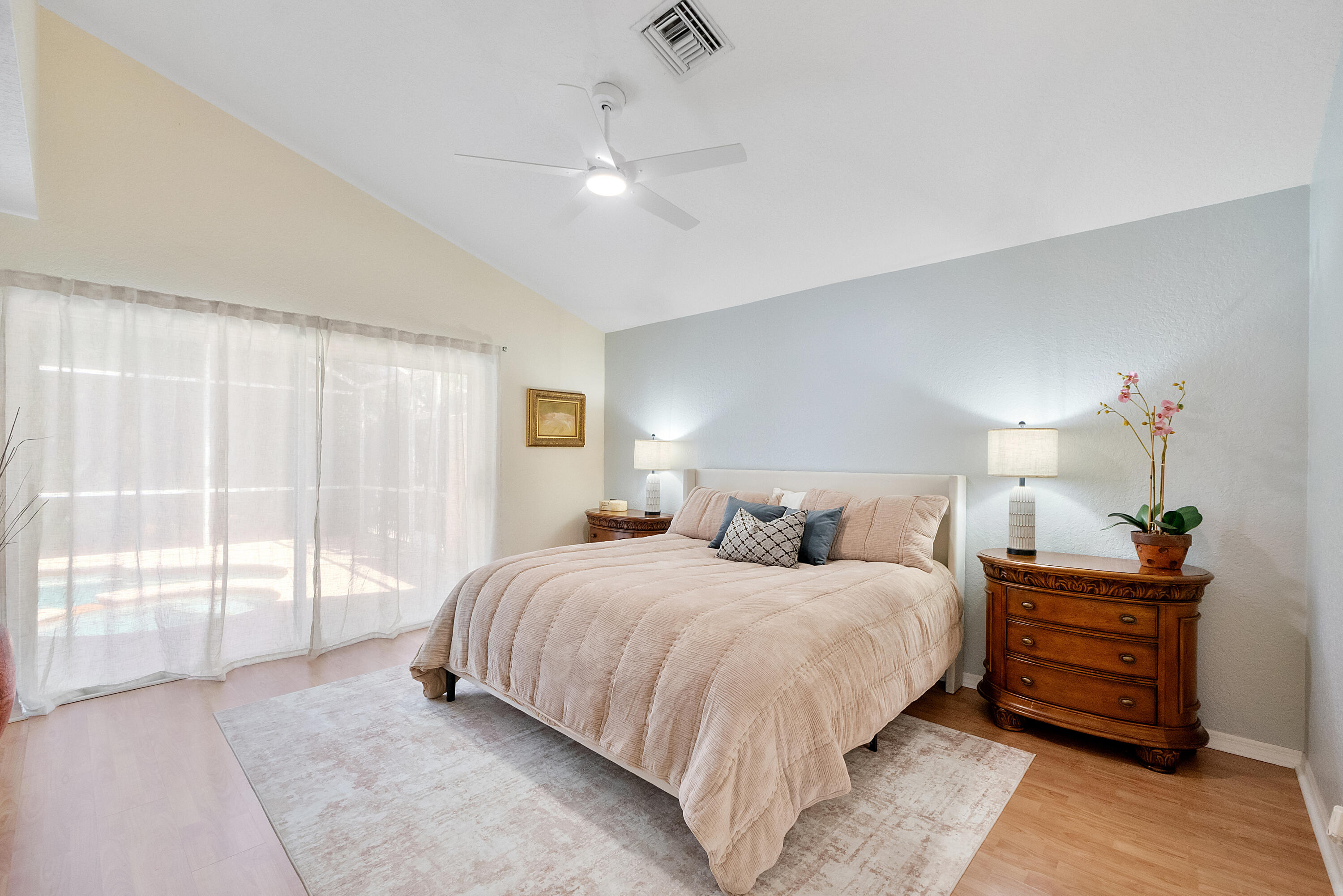 COUNTRY ISLES COVE - Residential