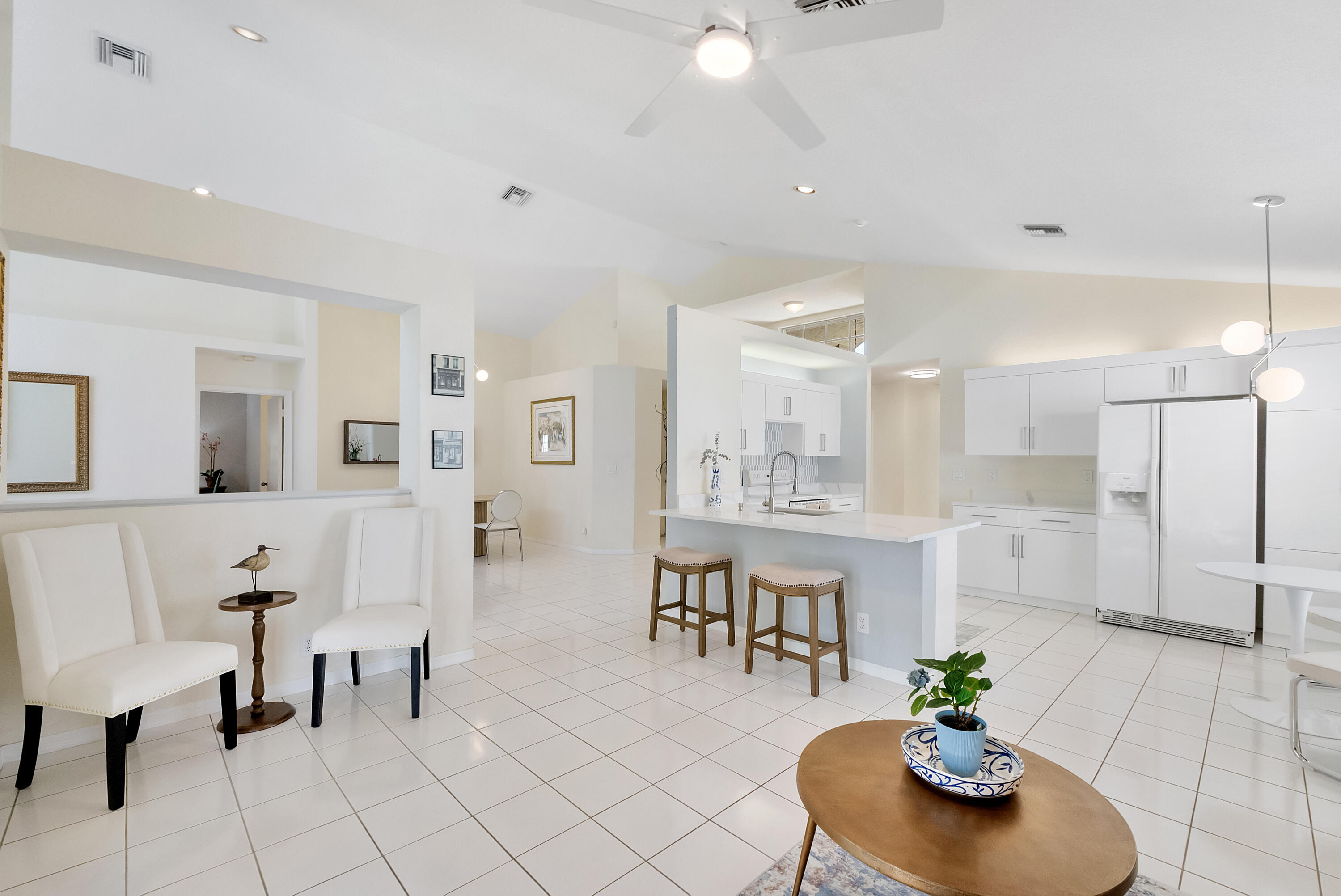 COUNTRY ISLES COVE - Residential